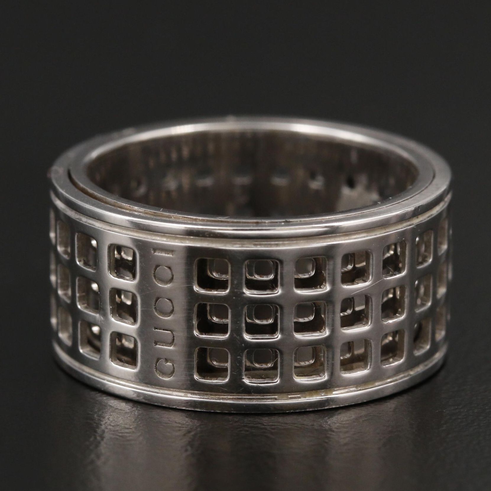 Gucci 18K White Gold Spinner Ring