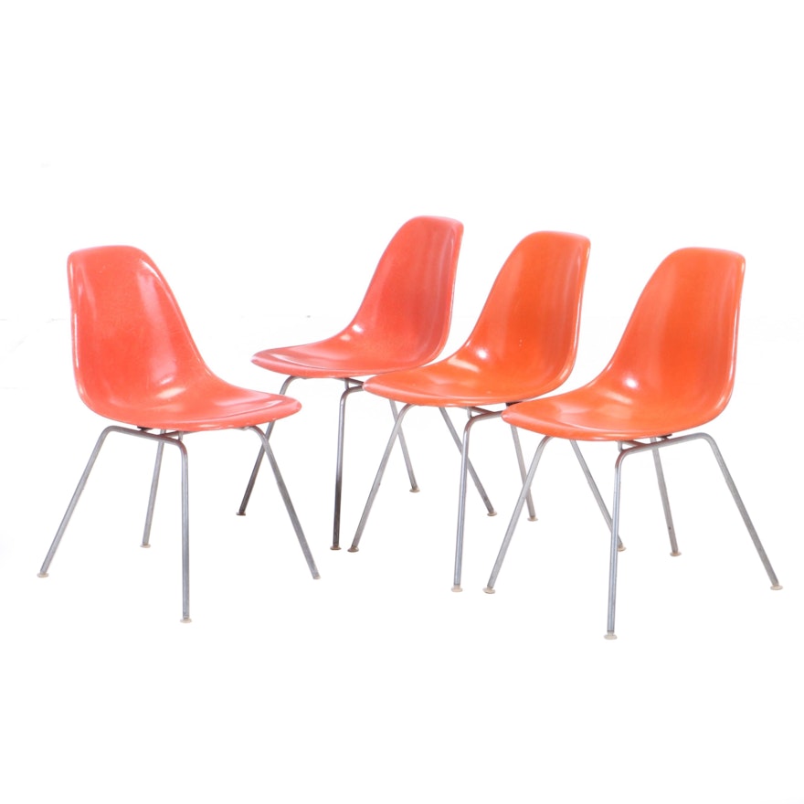 Four Charles & Ray Eames for Herman Miller Mid Century Modern Fiberglass Chairs