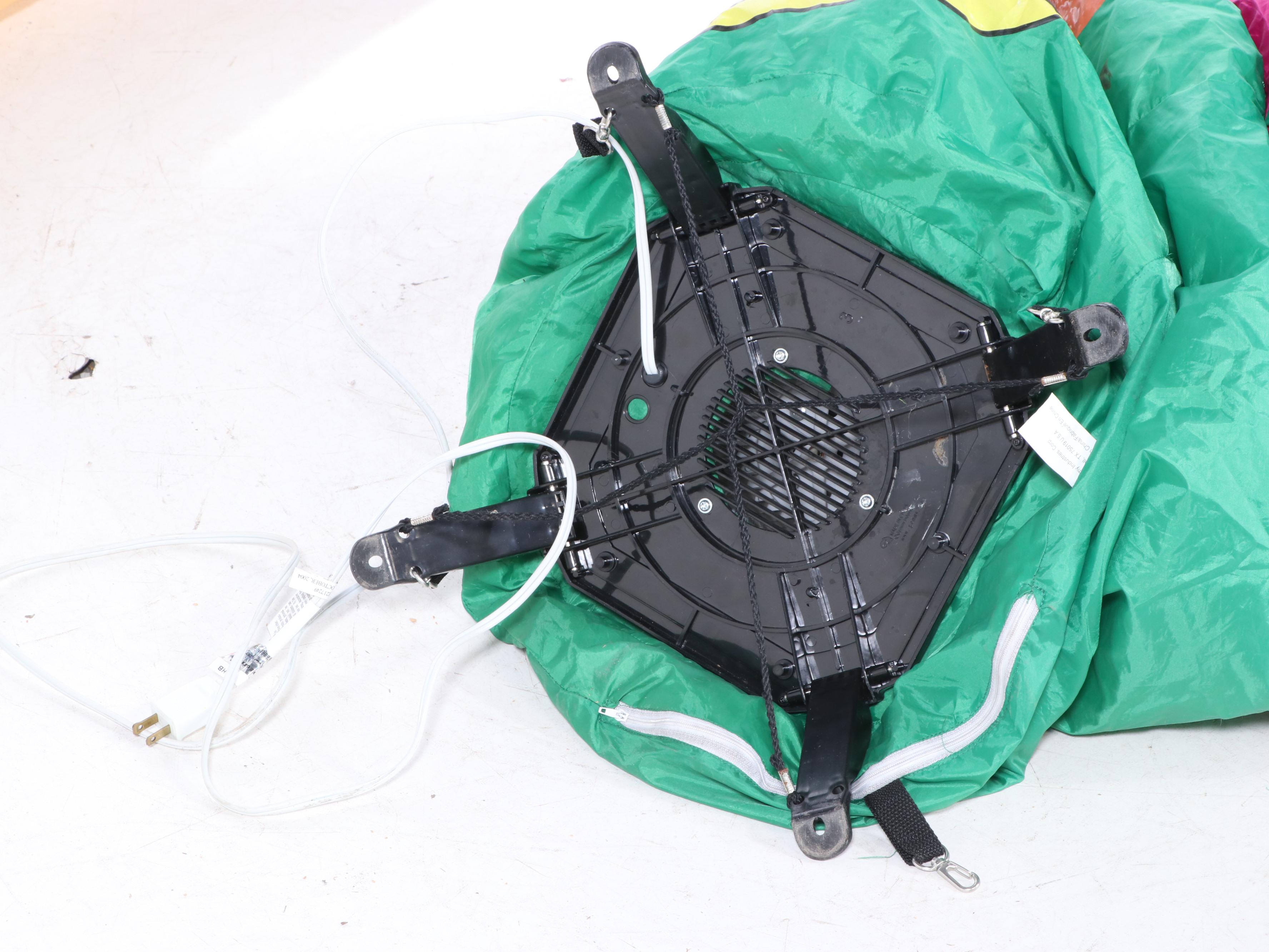 Inflatable "Luau Party" Tiki Hut Display