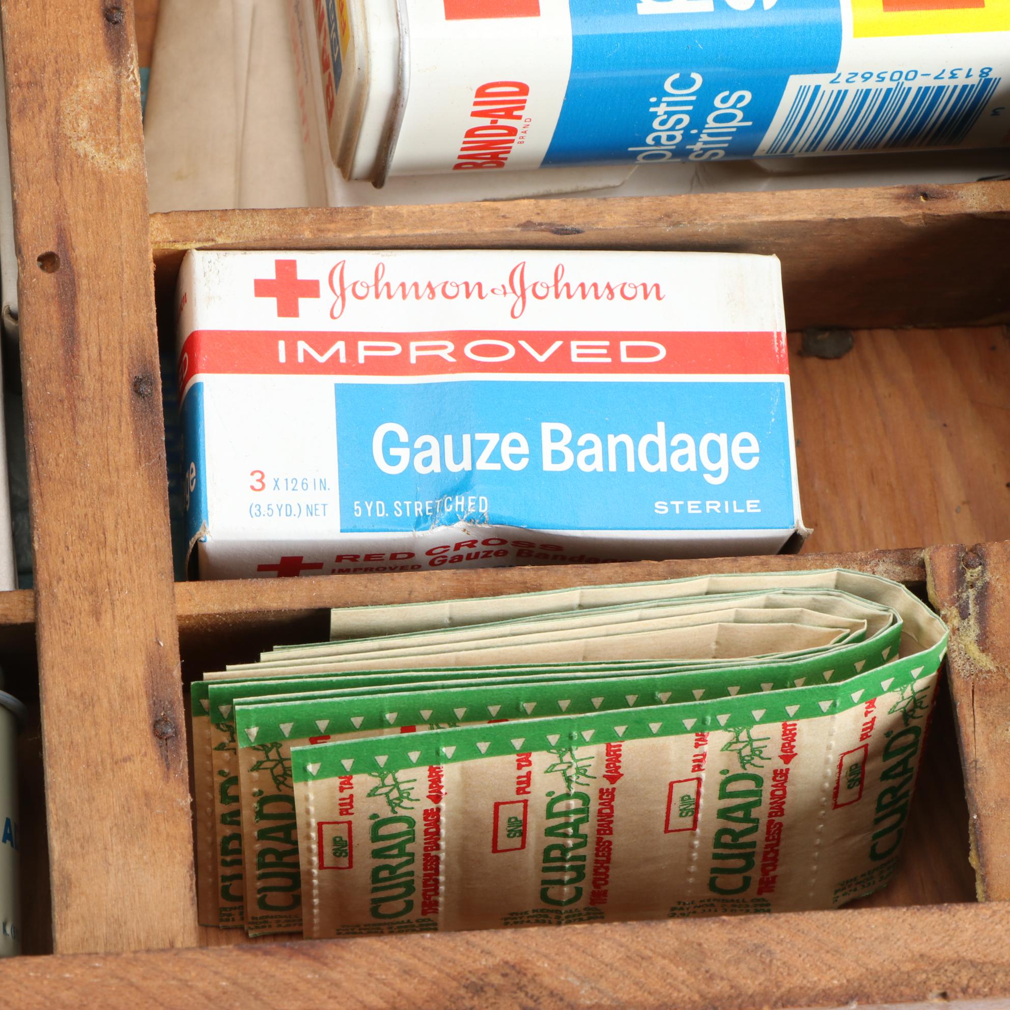 William V. MacGill & Co. Recrosco First Aid System Box, Early 20th Century