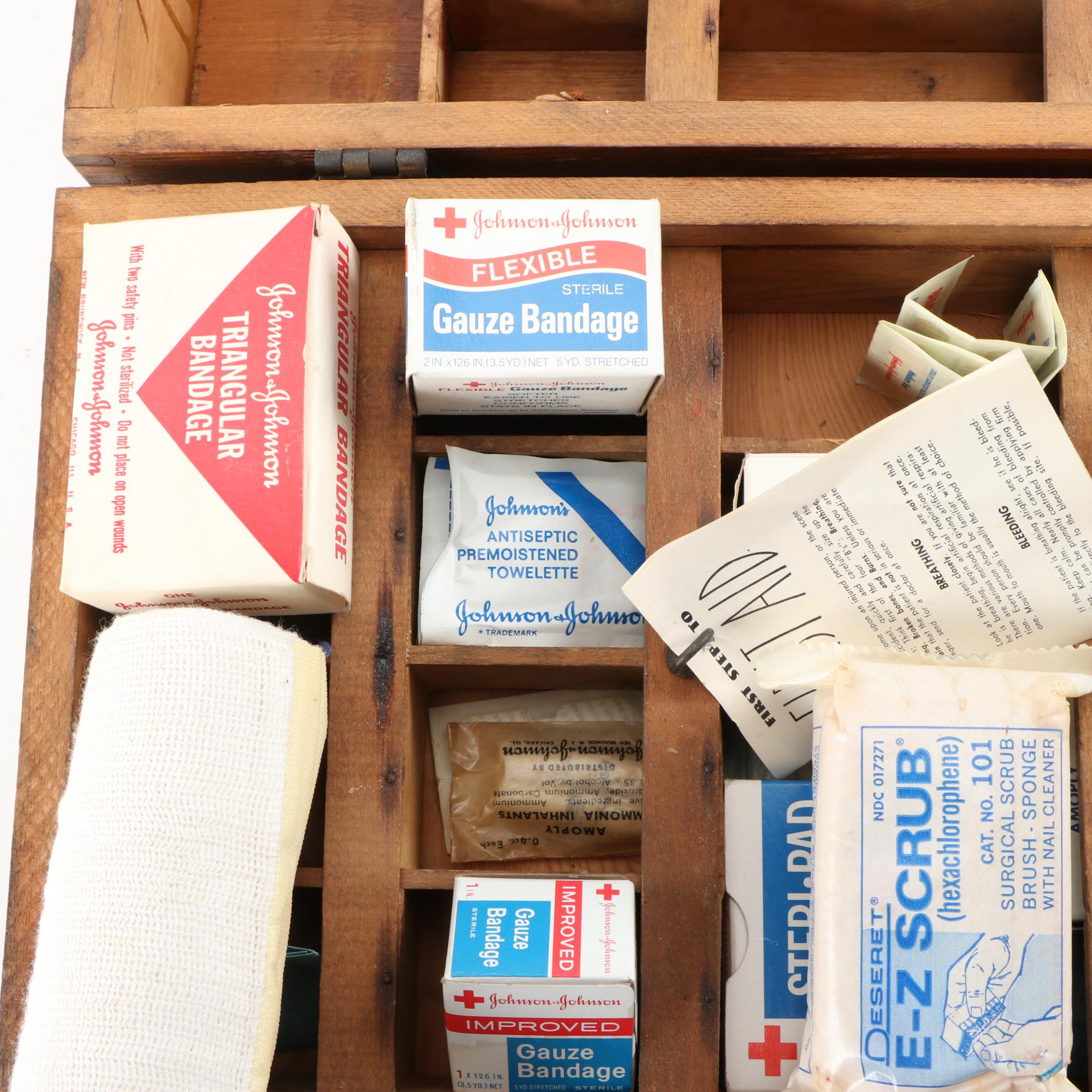 William V. MacGill & Co. Recrosco First Aid System Box, Early 20th Century