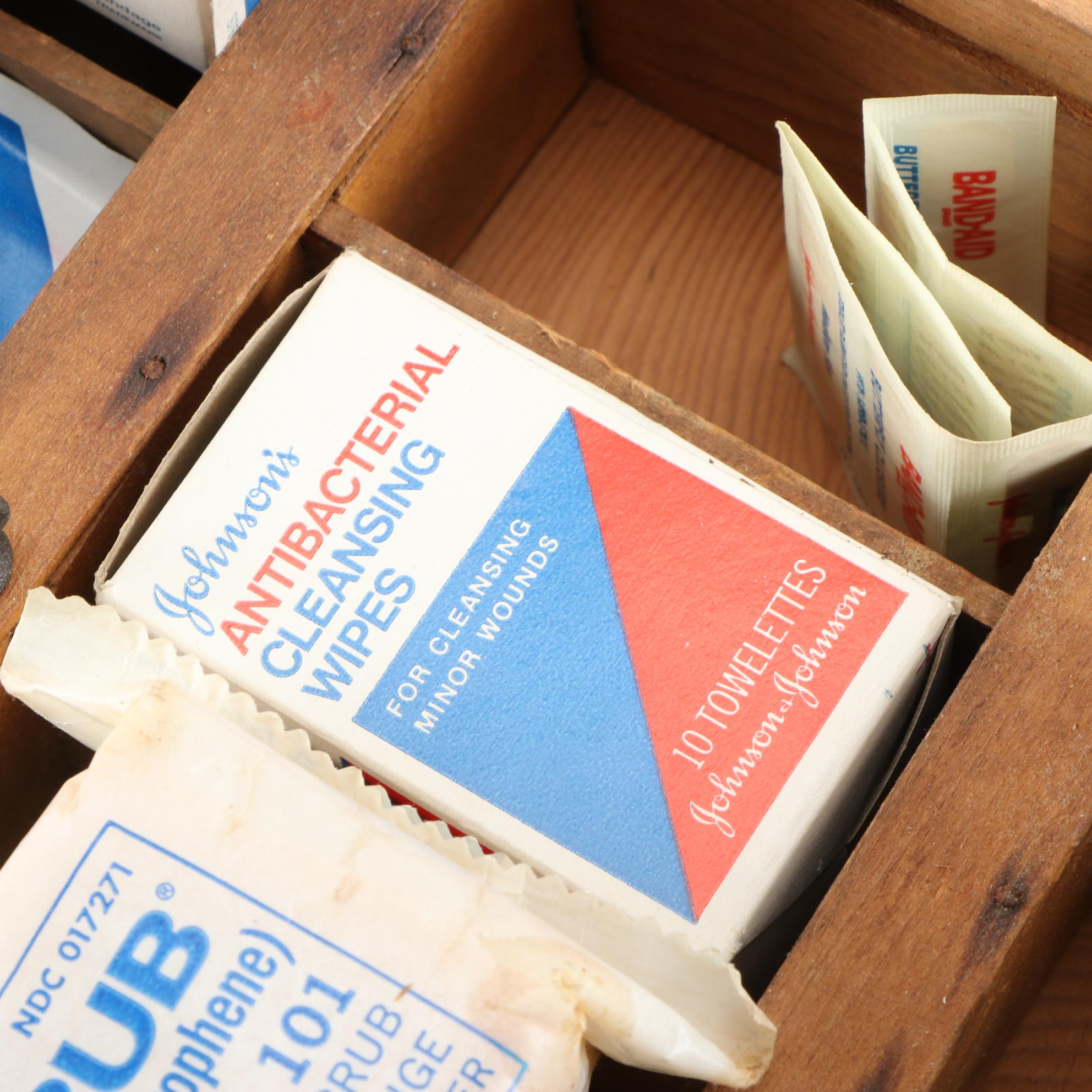 William V. MacGill & Co. Recrosco First Aid System Box, Early 20th Century