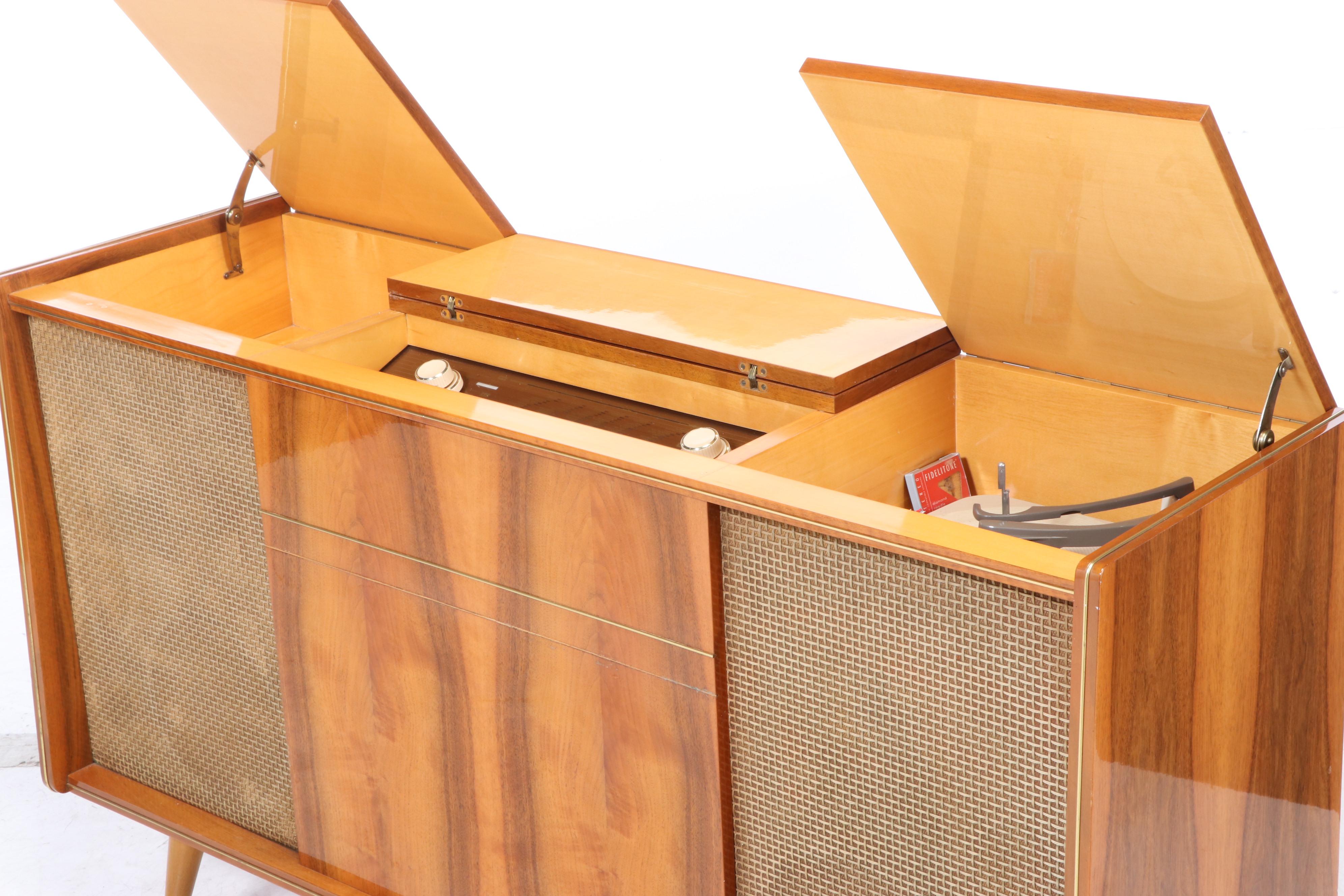 Telefunken "Radio-Phono-Console 1212" in Mid Century Modern Walnut Cabinet