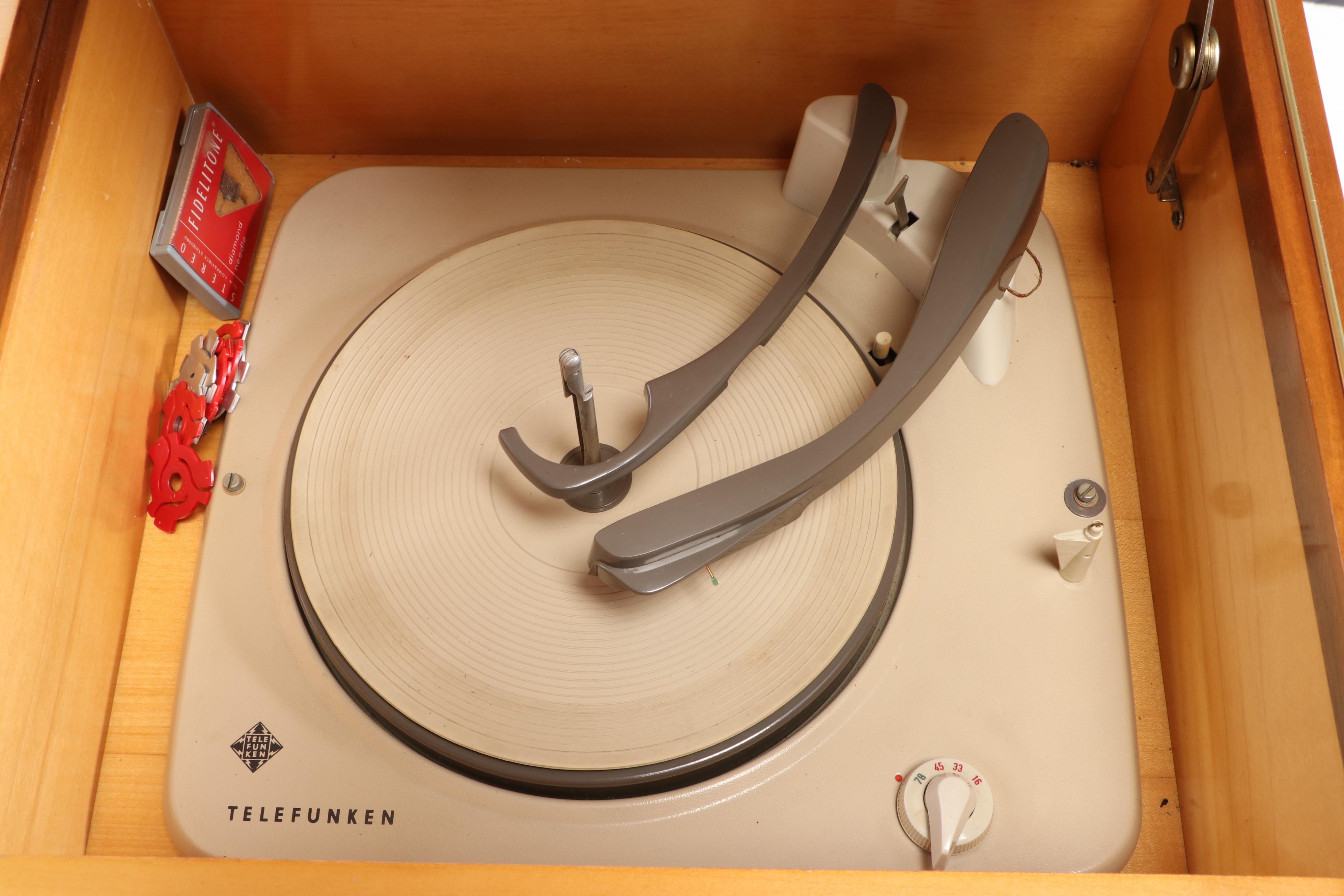 Telefunken "Radio-Phono-Console 1212" in Mid Century Modern Walnut Cabinet