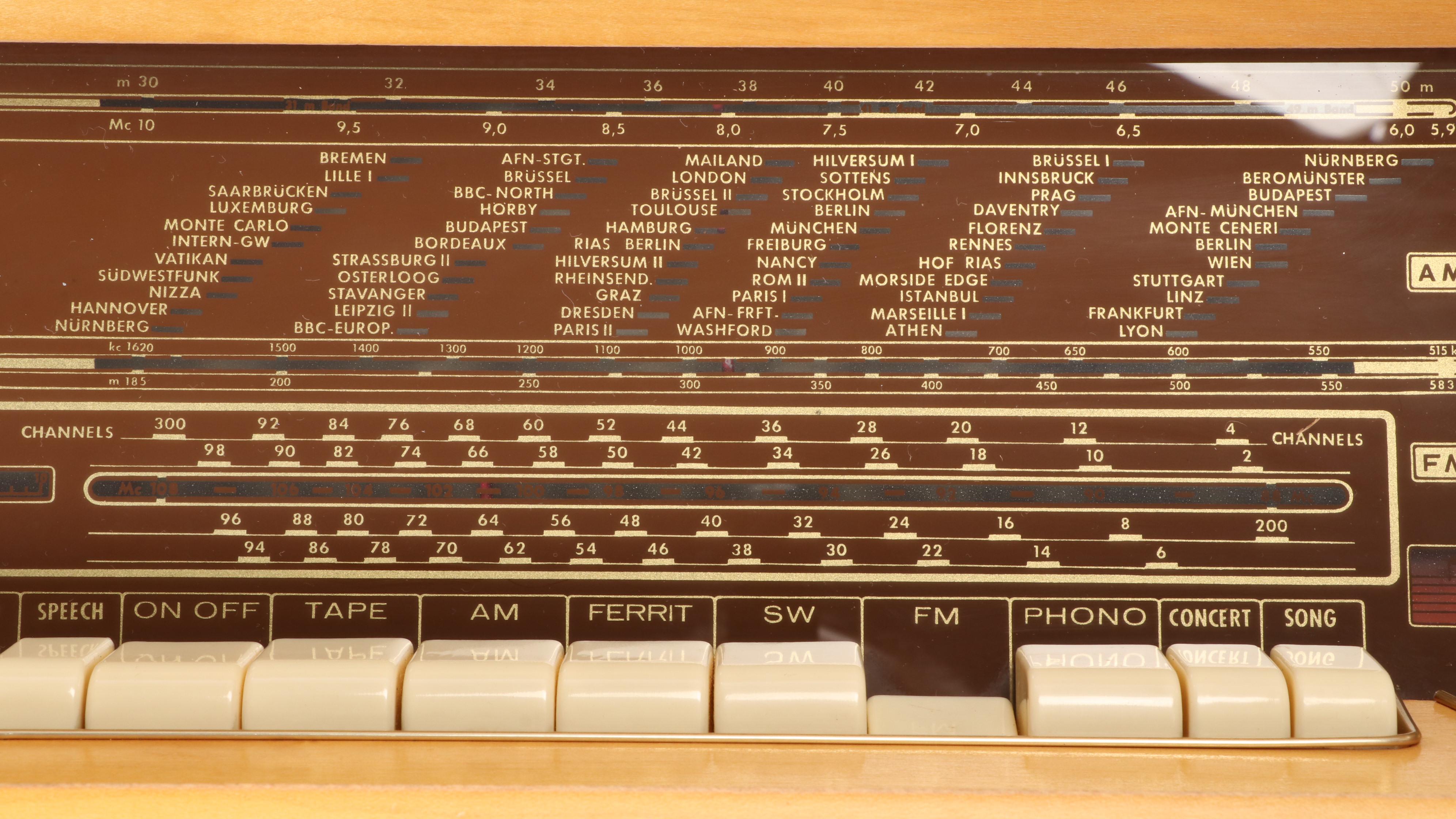 Telefunken "Radio-Phono-Console 1212" in Mid Century Modern Walnut Cabinet