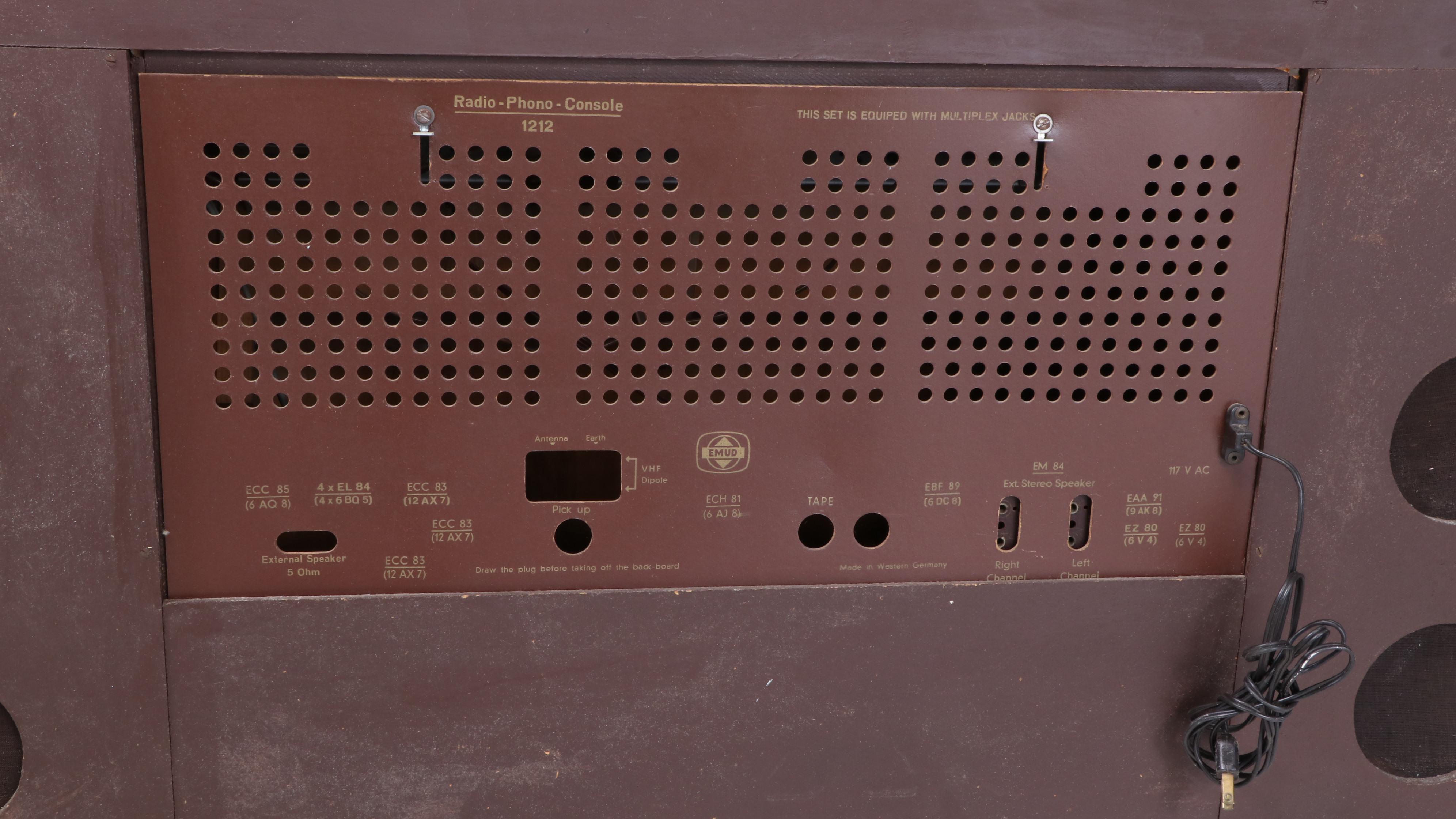 Telefunken "Radio-Phono-Console 1212" in Mid Century Modern Walnut Cabinet