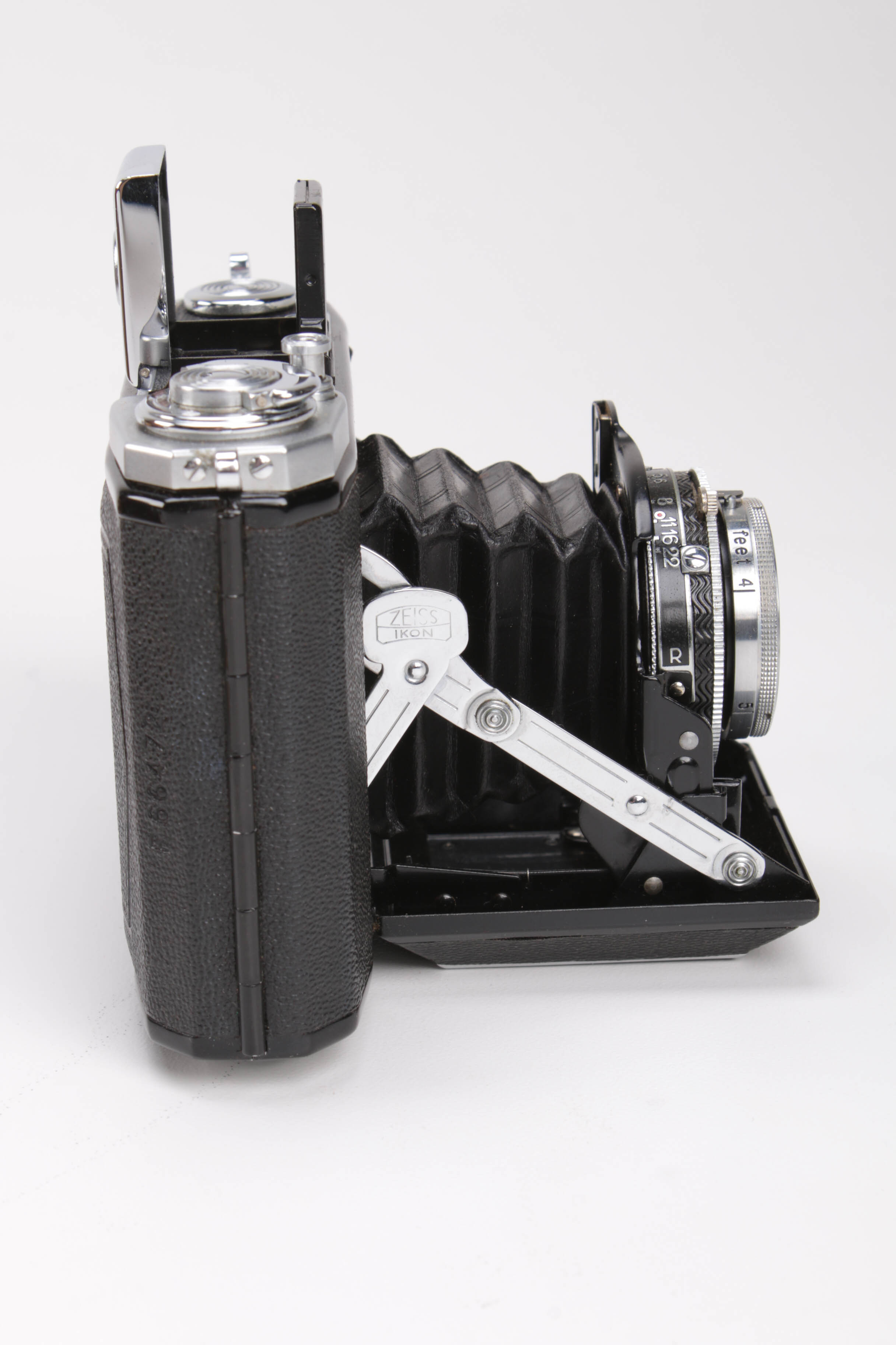 Zeiss Ikon "Ikonia" Post-War Medium Format German Camera and Equipment