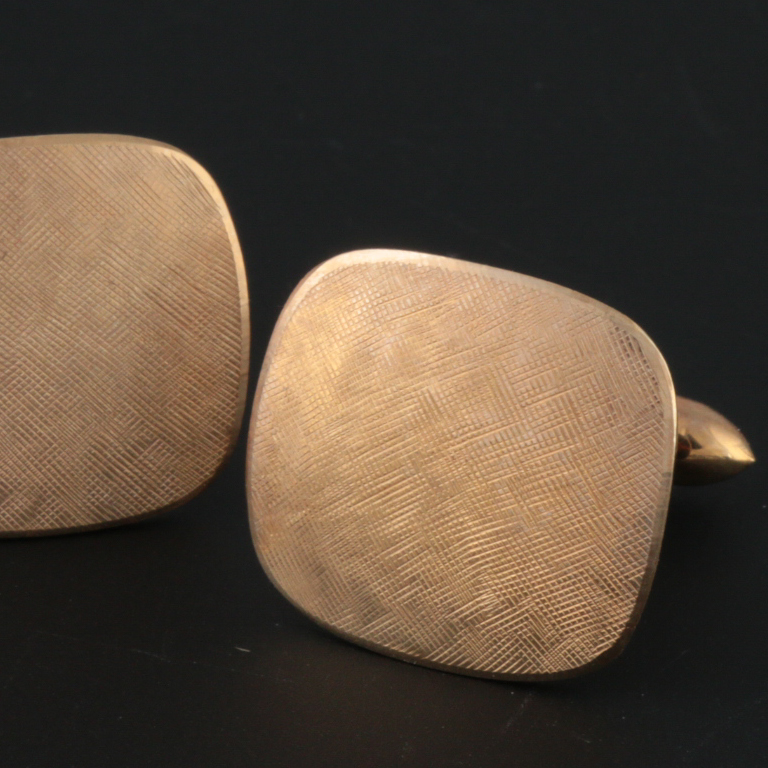 Vintage Dolan Bullock Correct Quality 14K Gold Cufflinks
