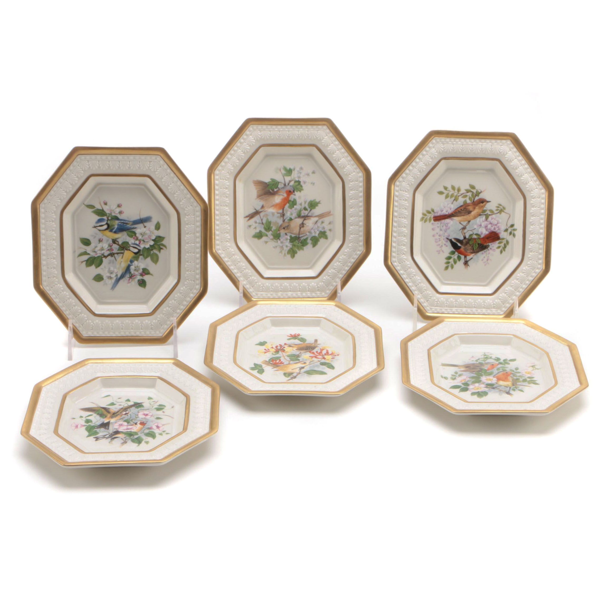 Chelsea House Port Royal Porcelain Bird Motif Wall Plate Decor