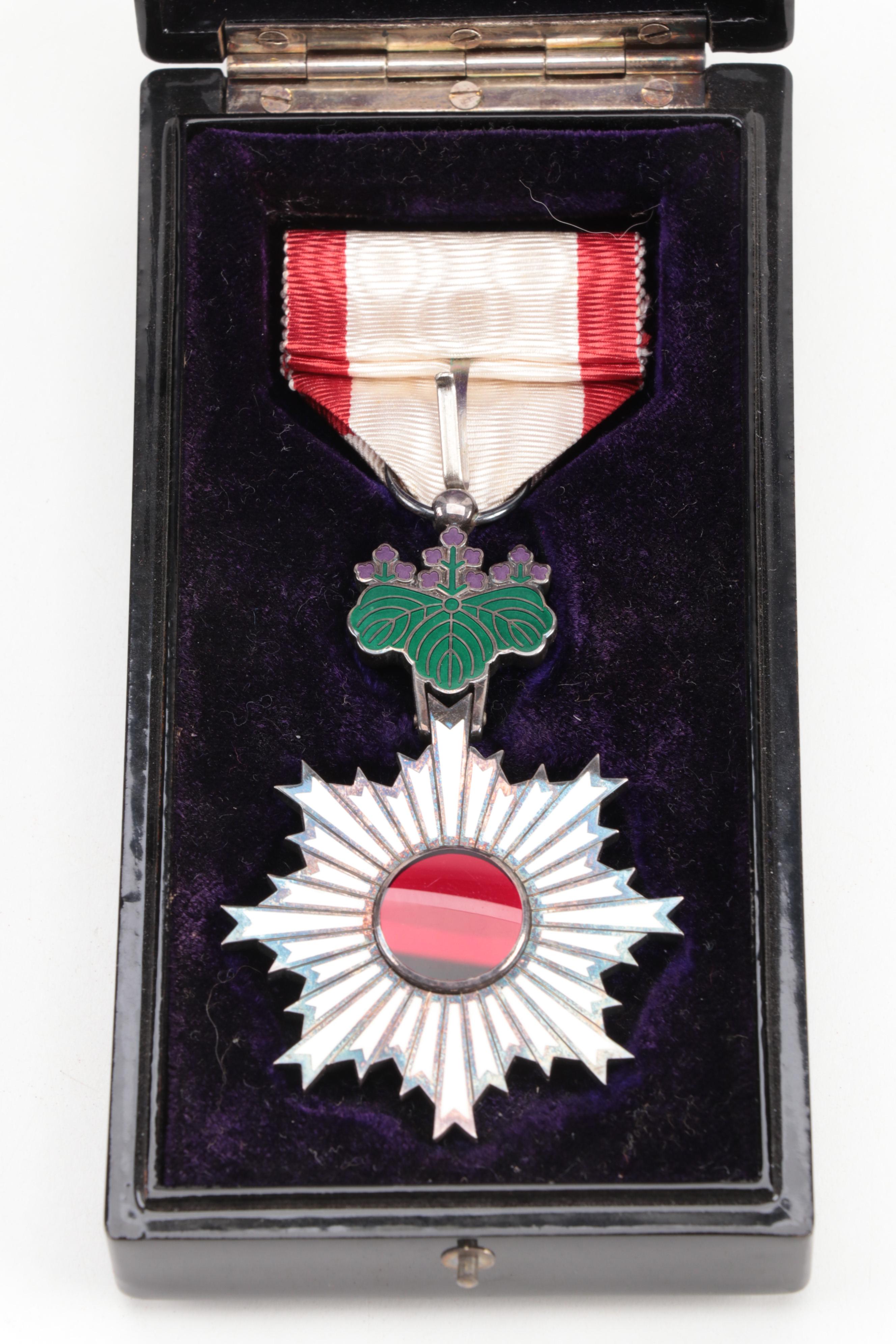 World War II Japanese Order of the Rising Sun Medal with Case