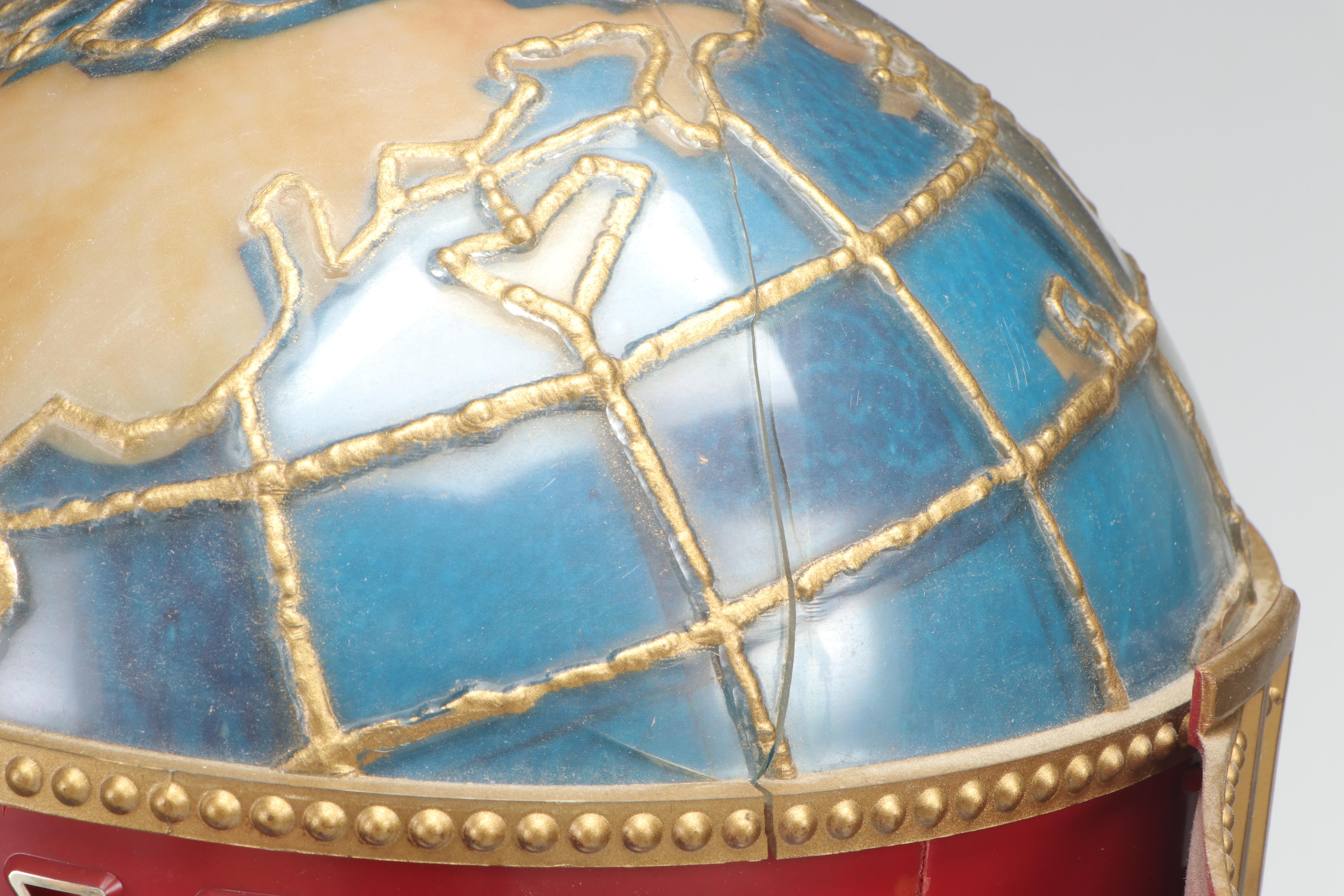 Schlitz Beer Woman Holding World Illuminated Beer Lamp Display, 1976