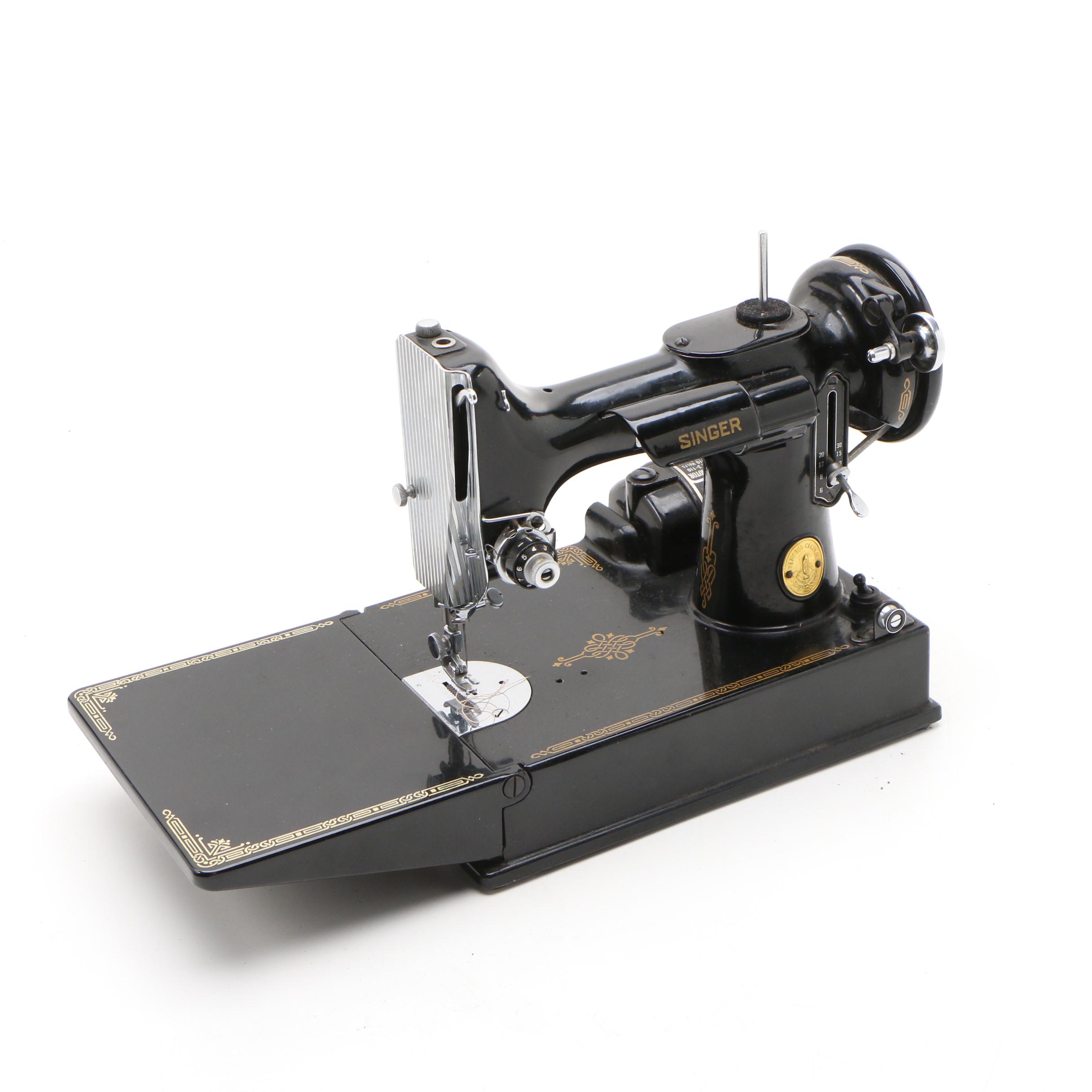 Singer Model 700 Featherweight Sewing Machine, circa 1947