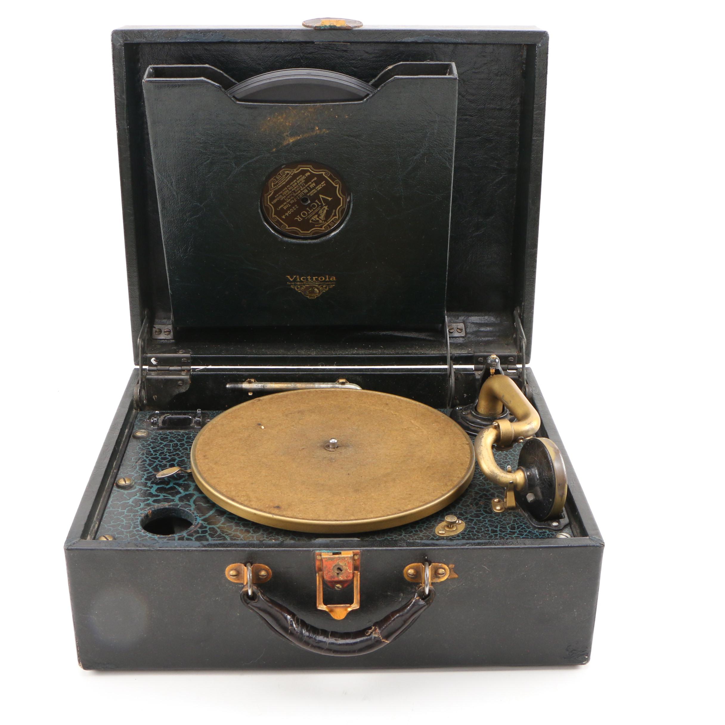 "Quali Tone" Model Victrola Talking Machine in Carrying Case, Early 20th-Century