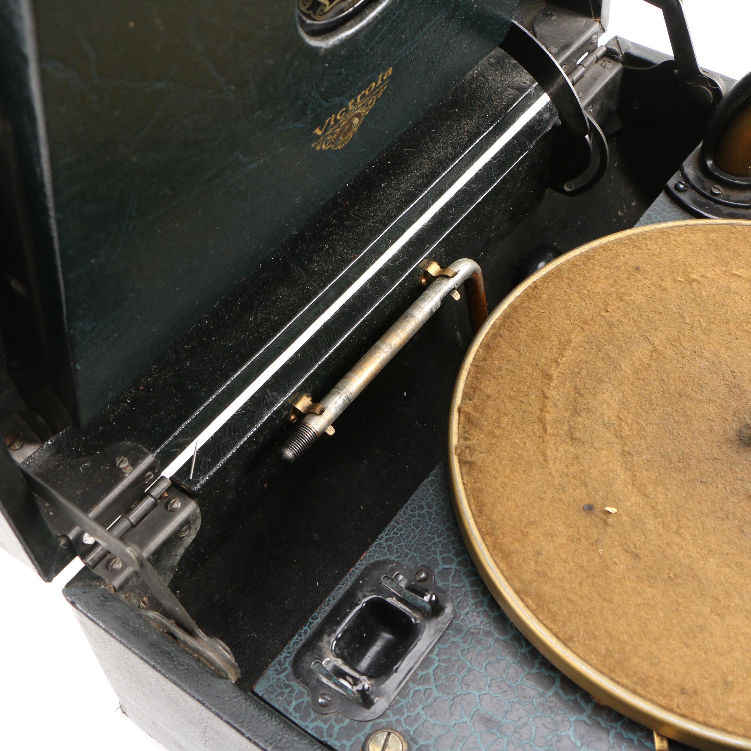 "Quali Tone" Model Victrola Talking Machine in Carrying Case, Early 20th-Century