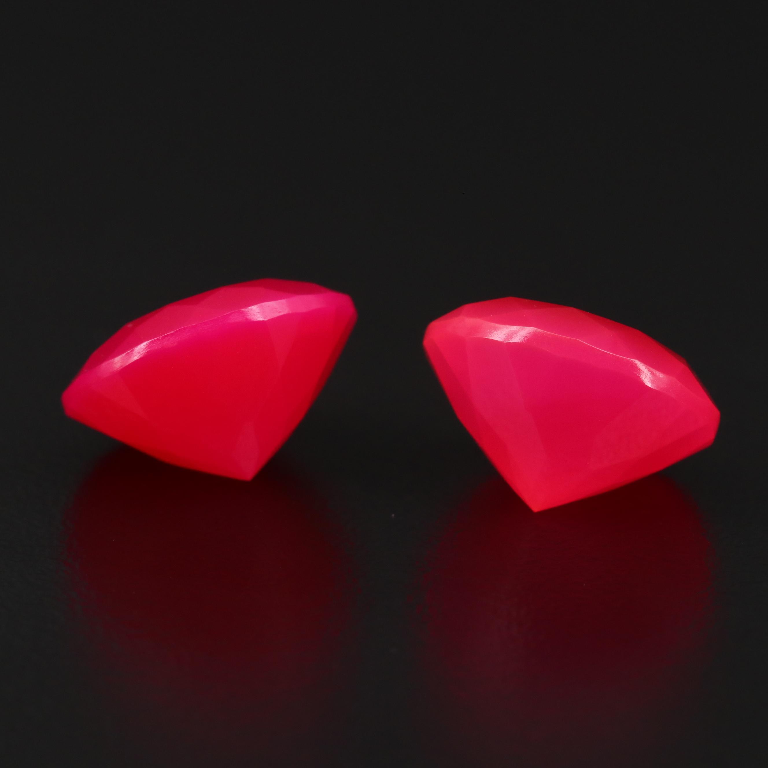 Loose Round Faceted Chalcedony with Mounted Chalcedony Earring and Pendant Set