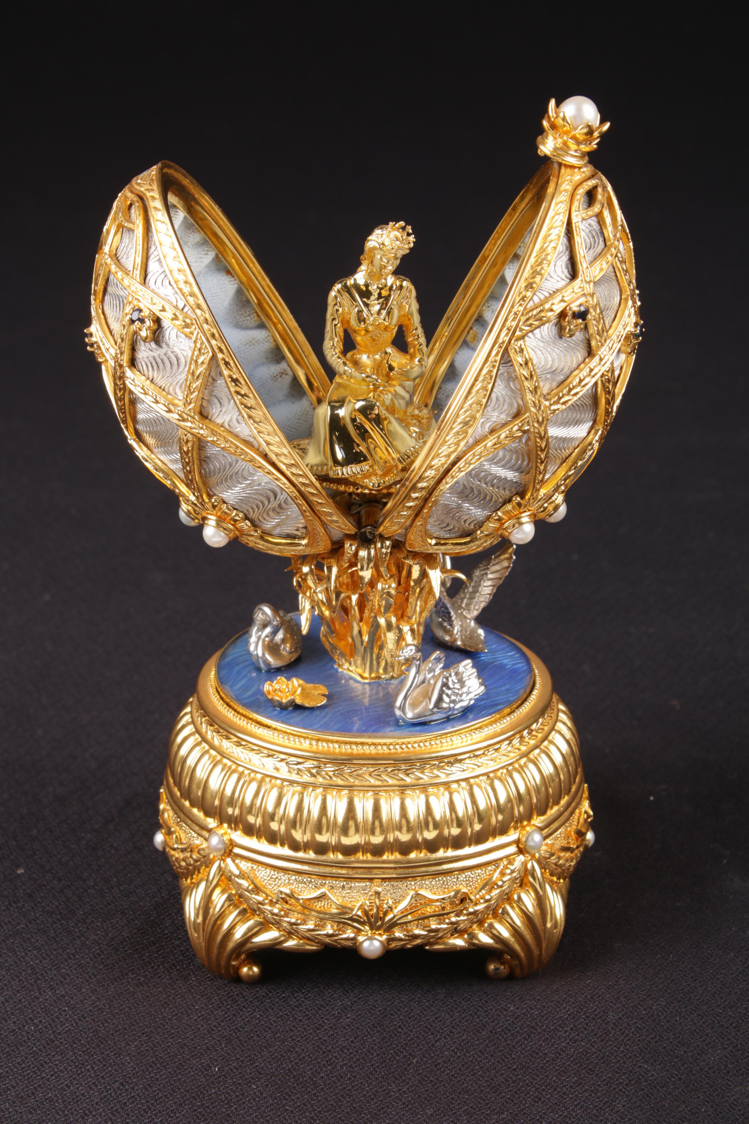 House of Fabergé for Franklin Mint Sterling Silver "The Fabergé Swan Lake Egg"