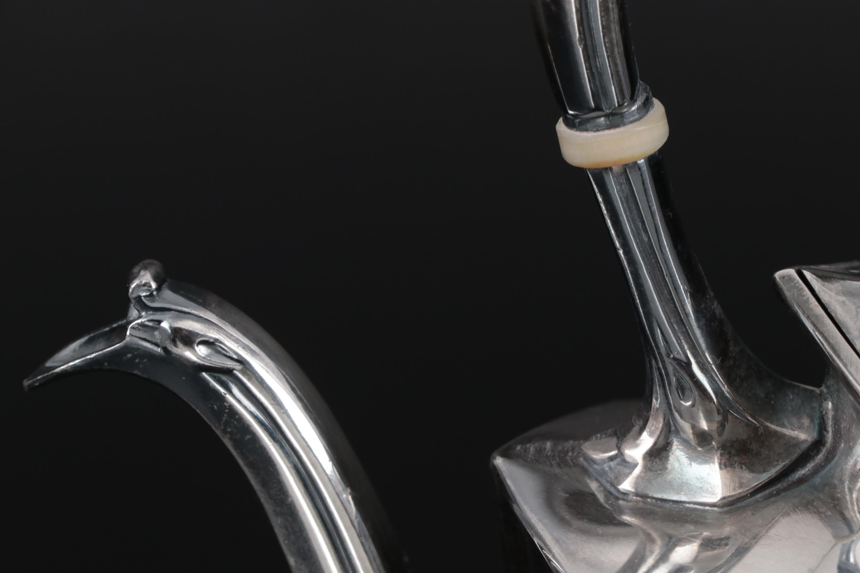 Reed & Barton "Sierra" Plated Silver Tilting Teapot on Stand 3690, Vintage