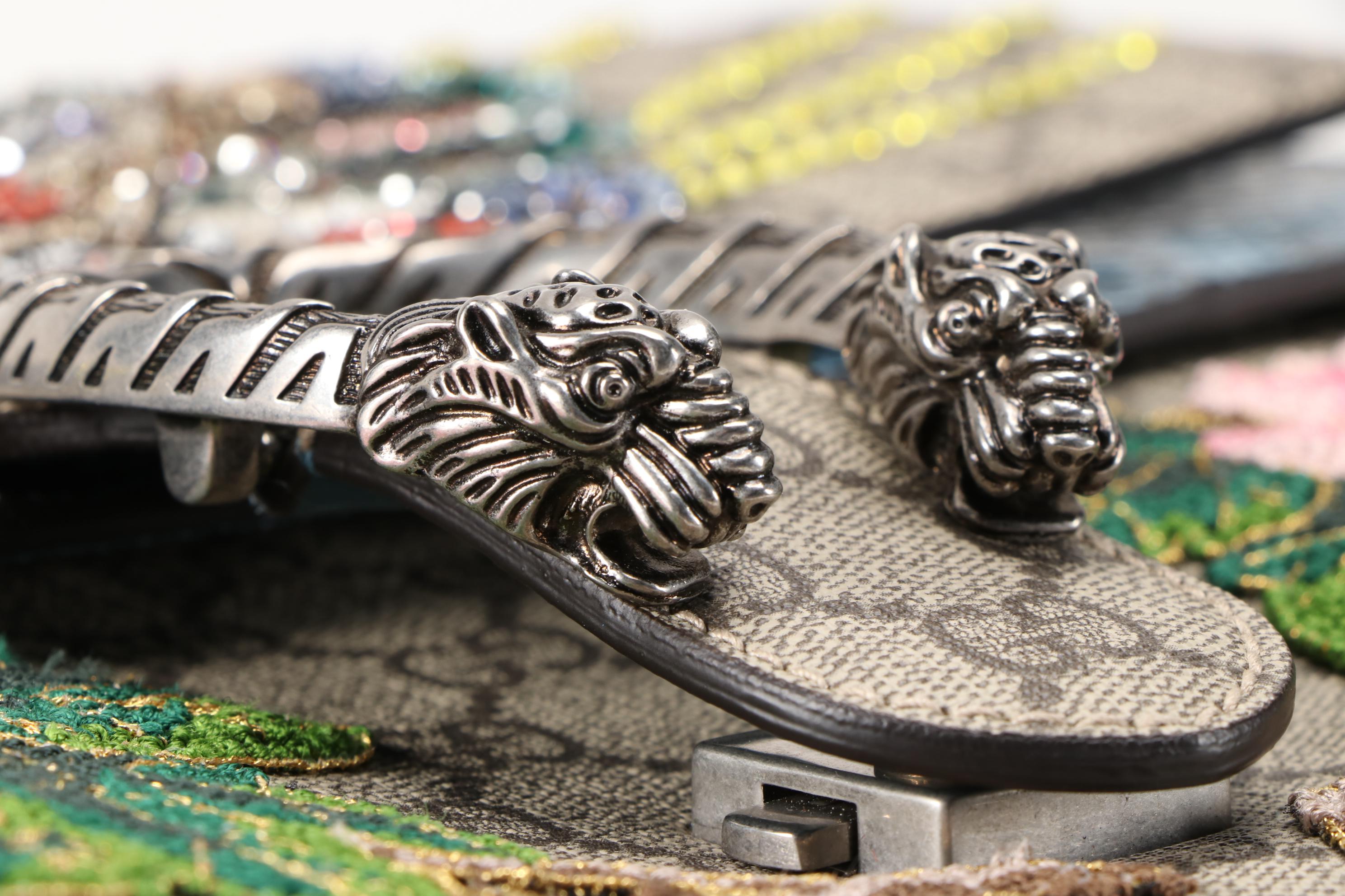 Gucci Tiger Embellished Dionysus Bag in Coated Canvas with Python Skin