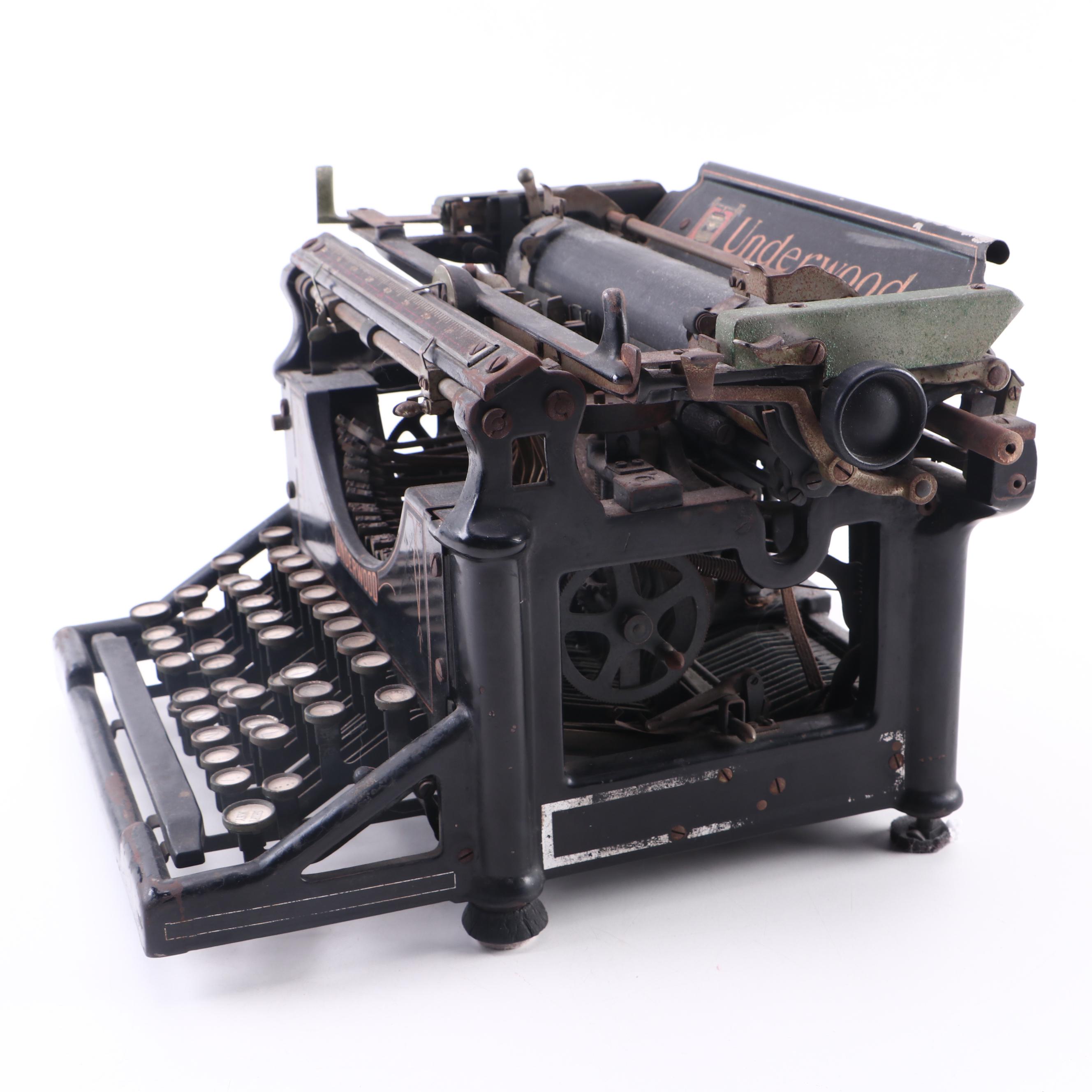 Underwood Cast Iron Typewriter, Early 20th-Century
