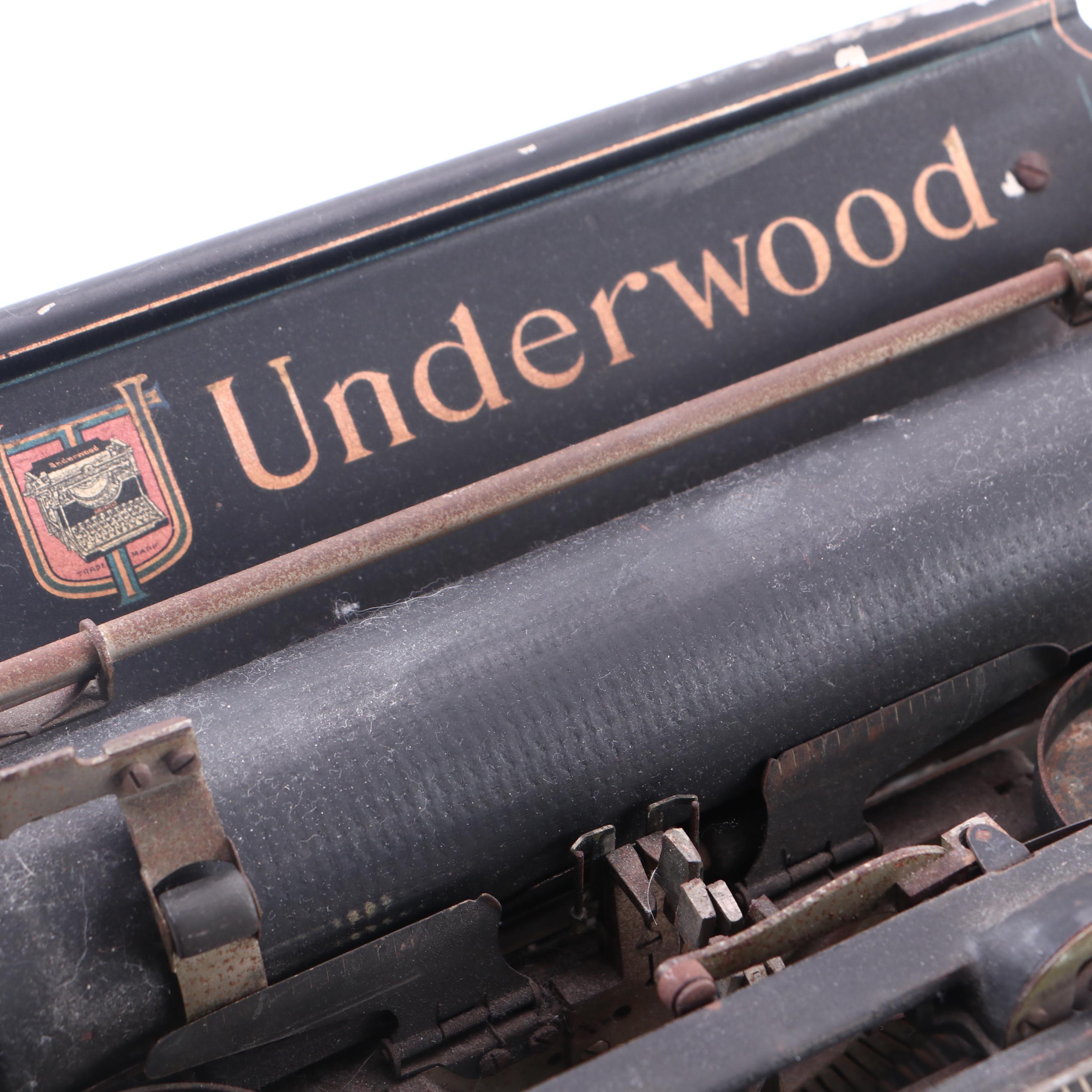 Underwood Cast Iron Typewriter, Early 20th-Century