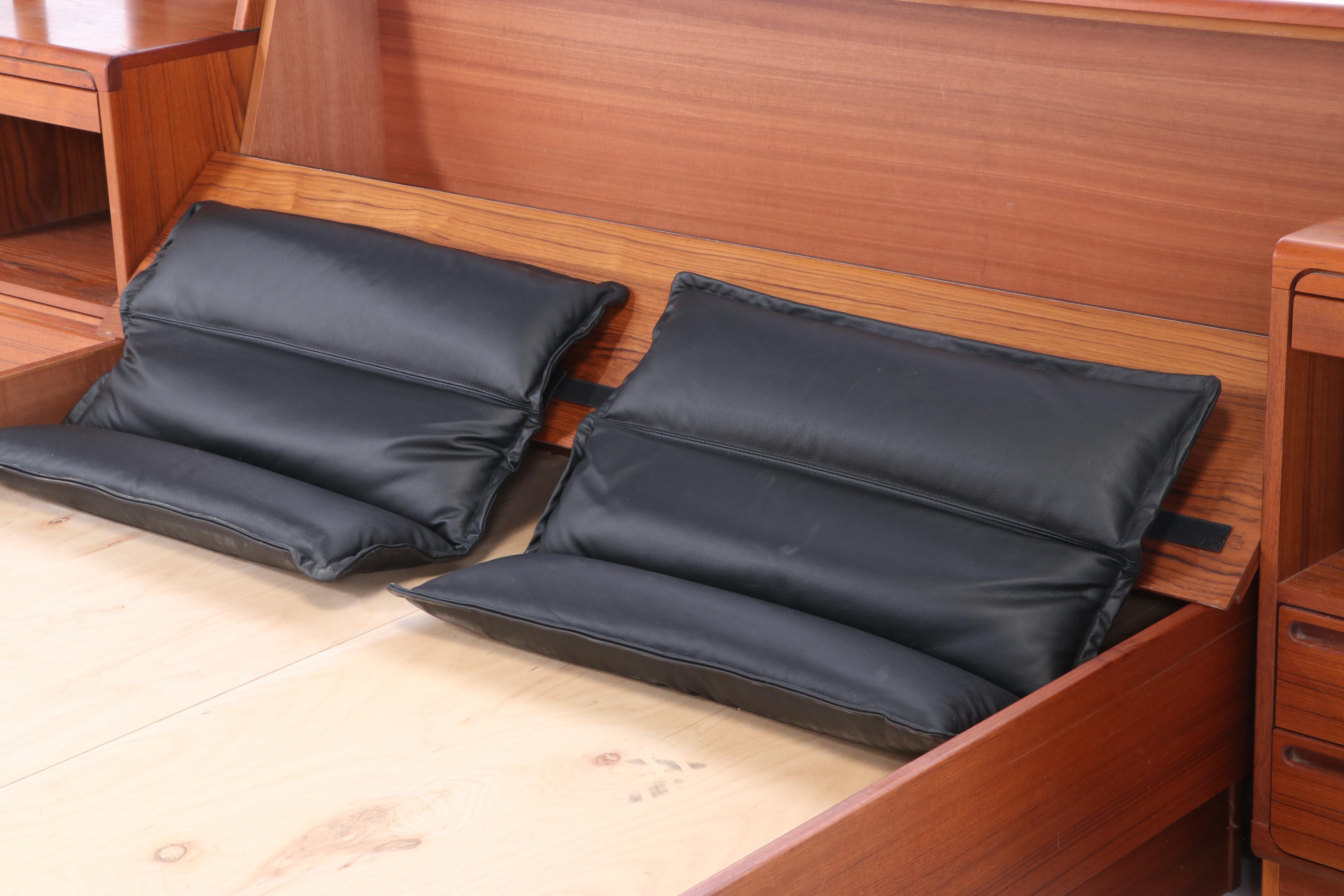 Tørring Danish Modern Teak Queen Headboard and Frame