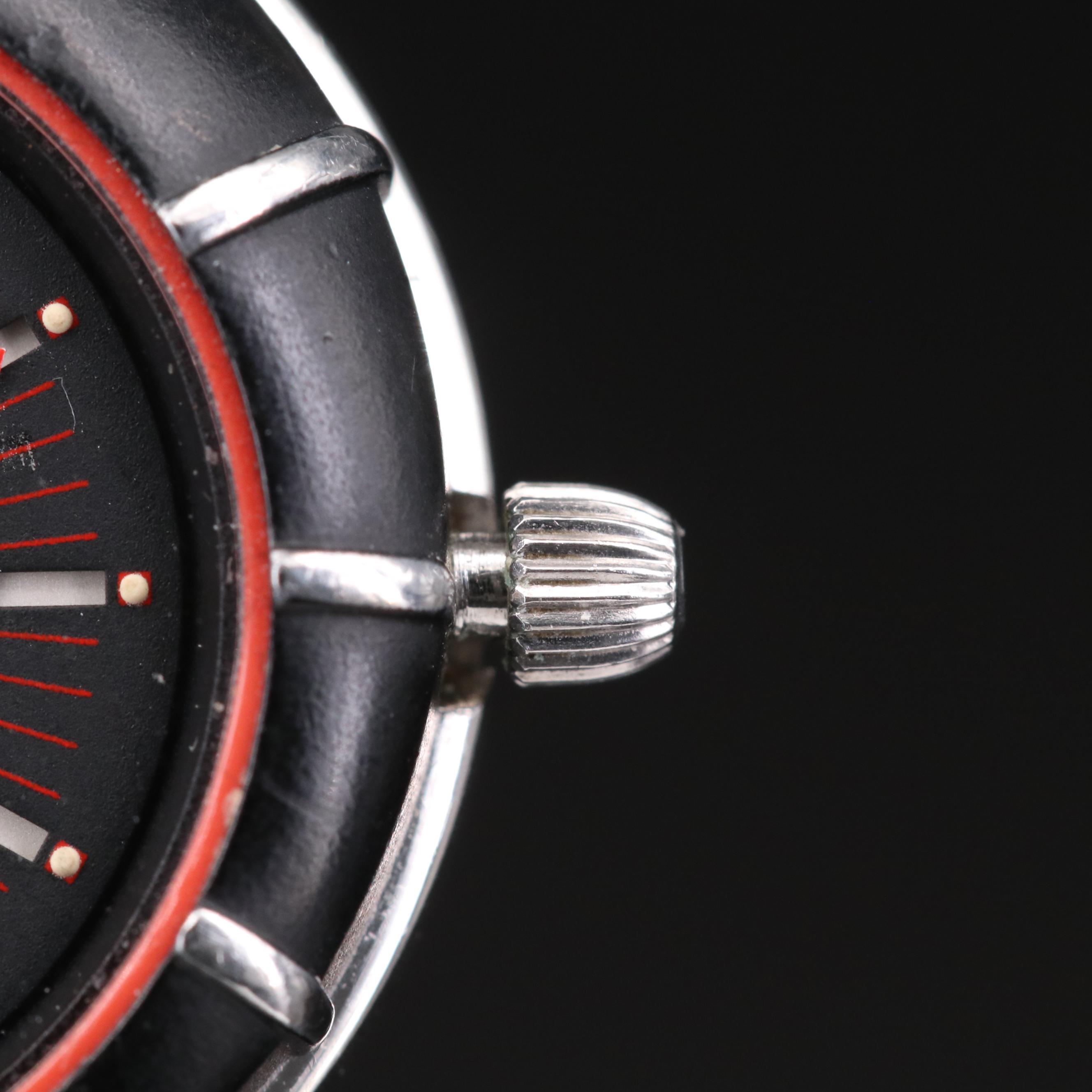 Omega Seamaster Dynamic Stainless Steel Quartz Watch