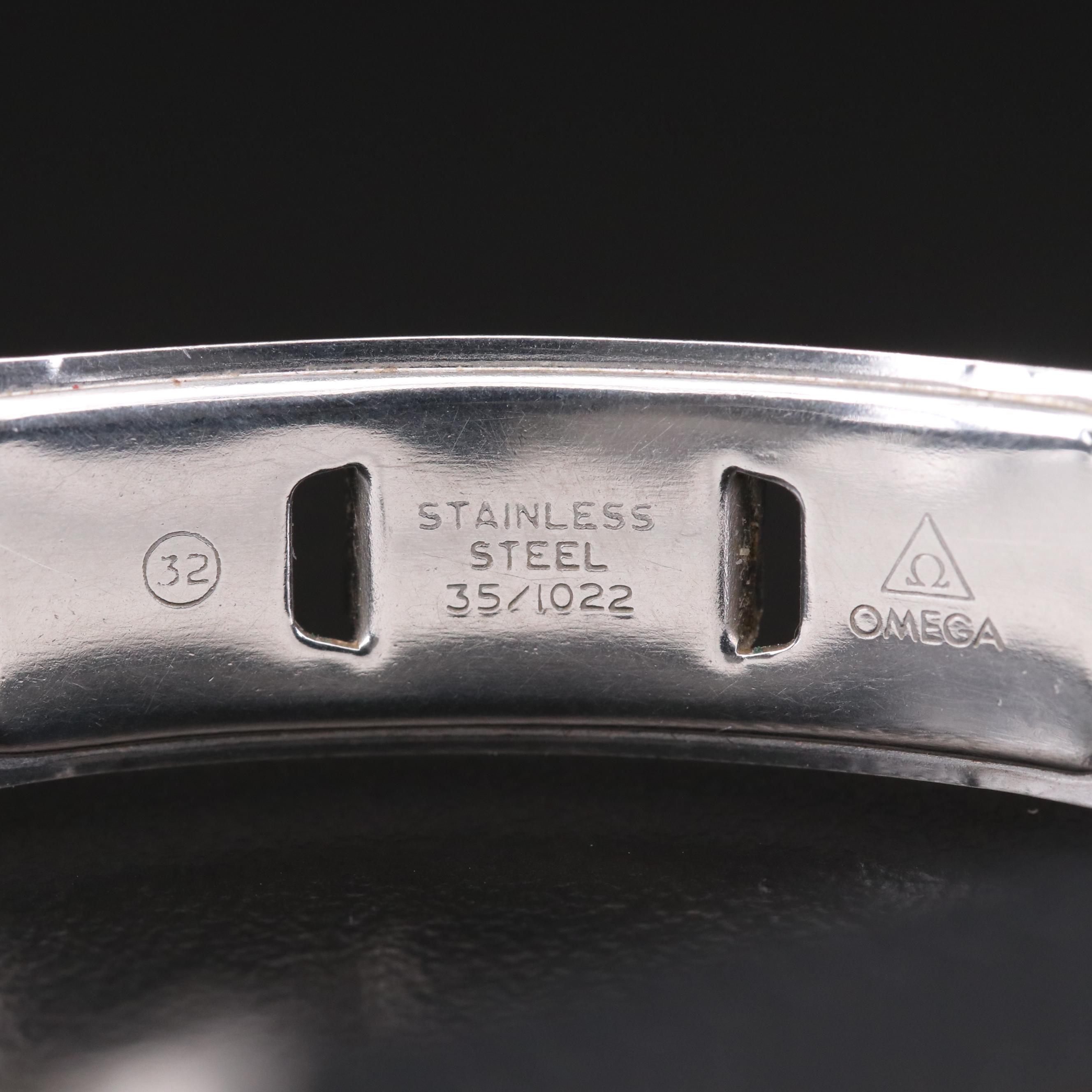 Omega Seamaster Dynamic Stainless Steel Quartz Watch