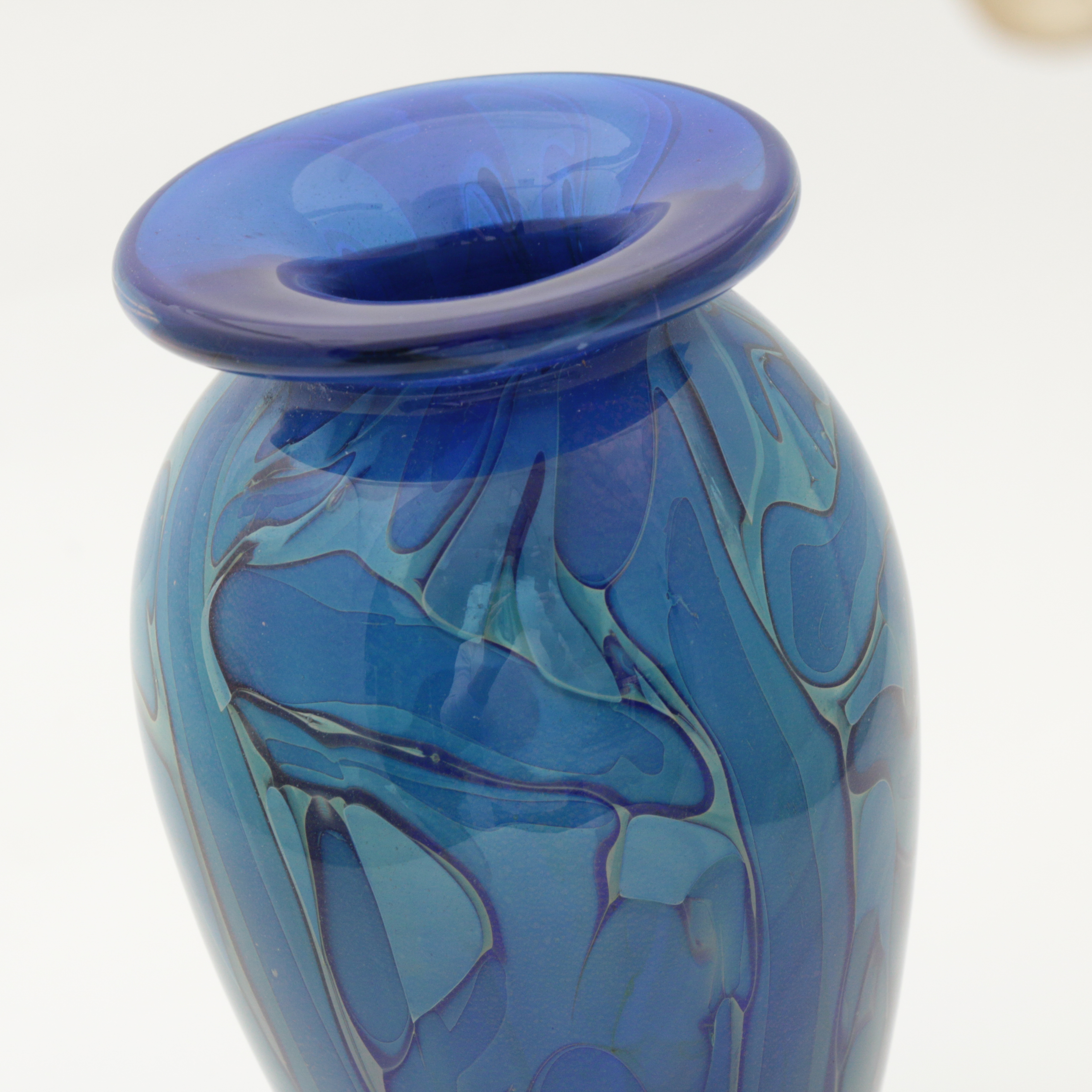 Robert Eickholt Hand Blown Art Glass Vase