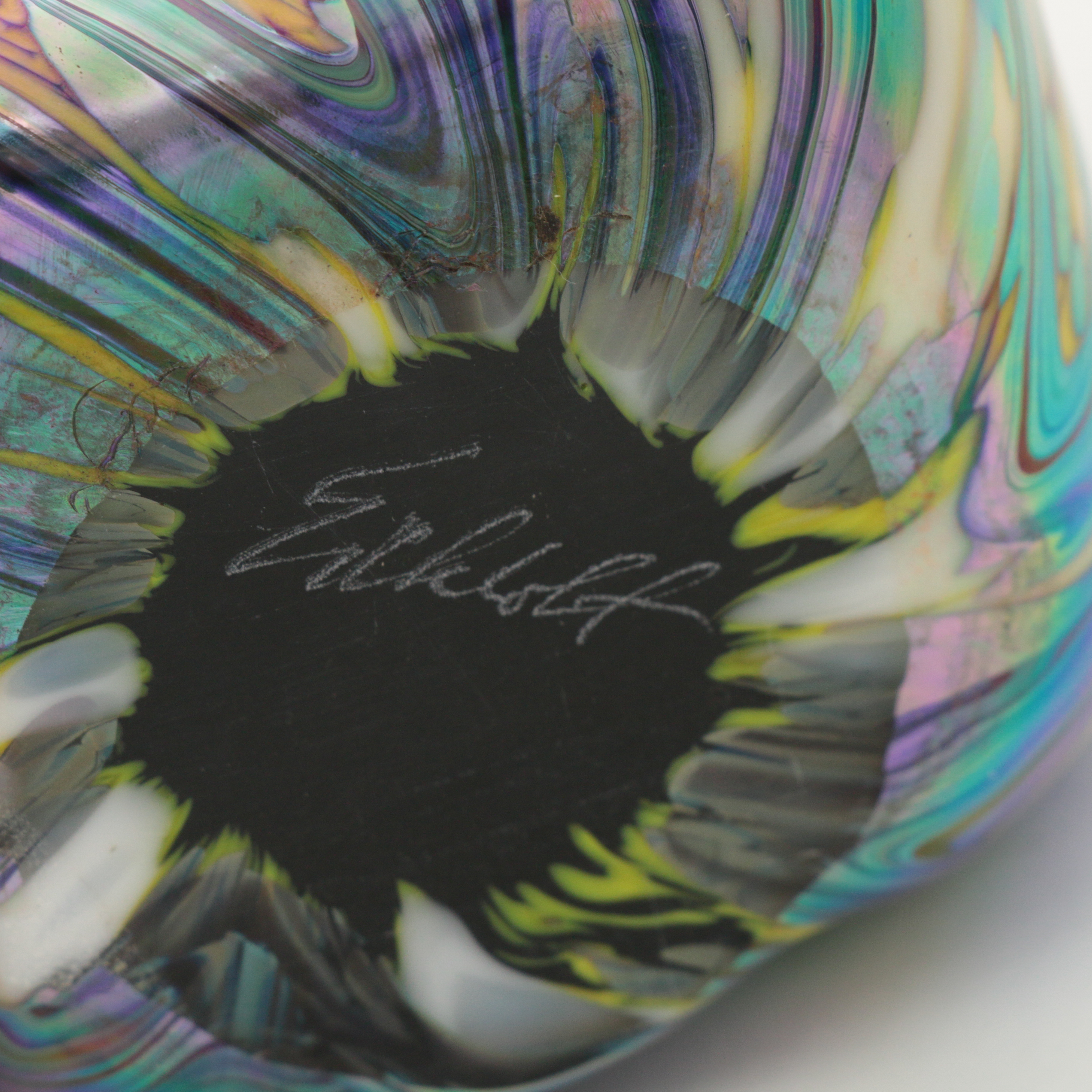 Robert Eickholt Hand Blown Iridescent Art Glass Paperweight