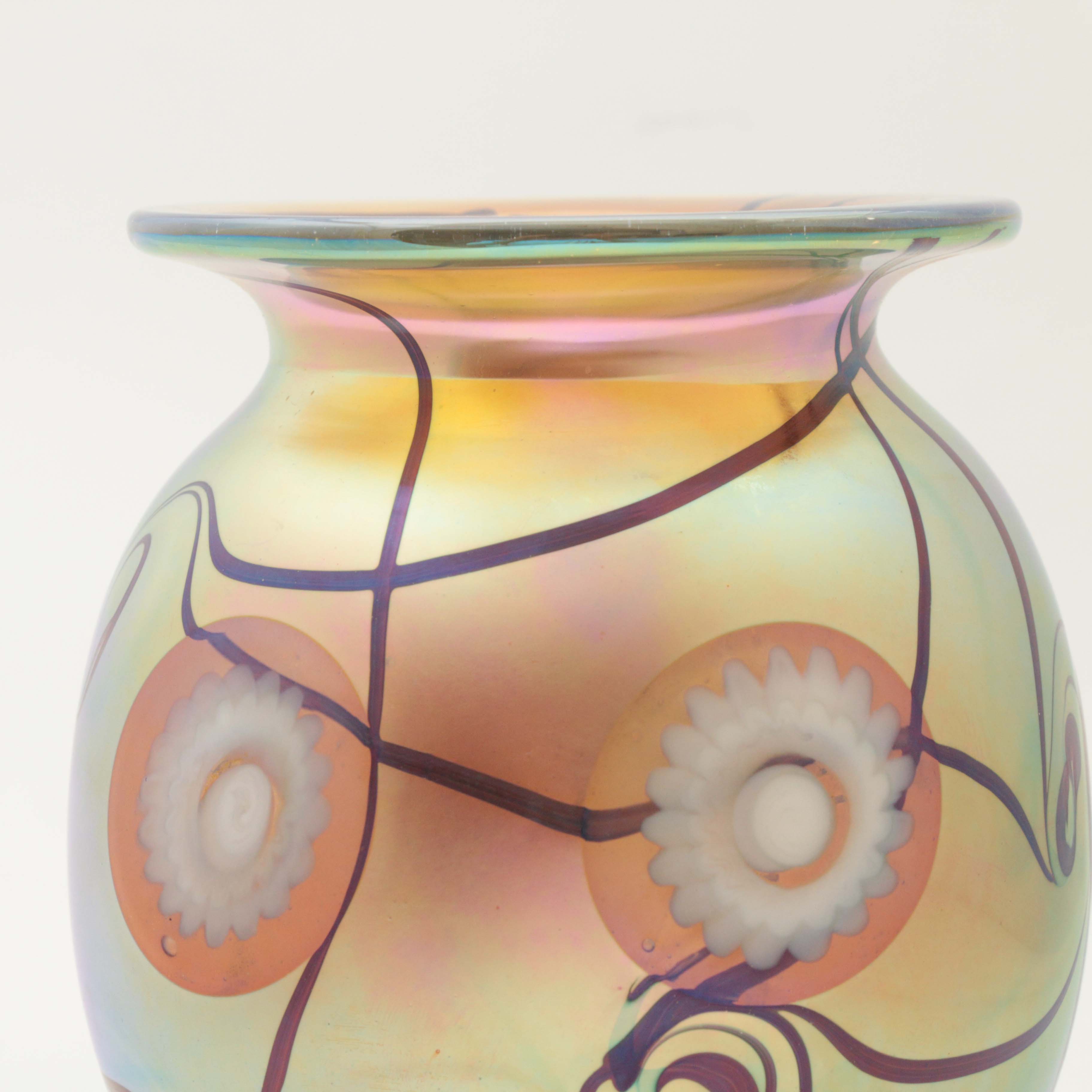 Robert Eickholt Hand Blown Iridescent Art Glass Vase