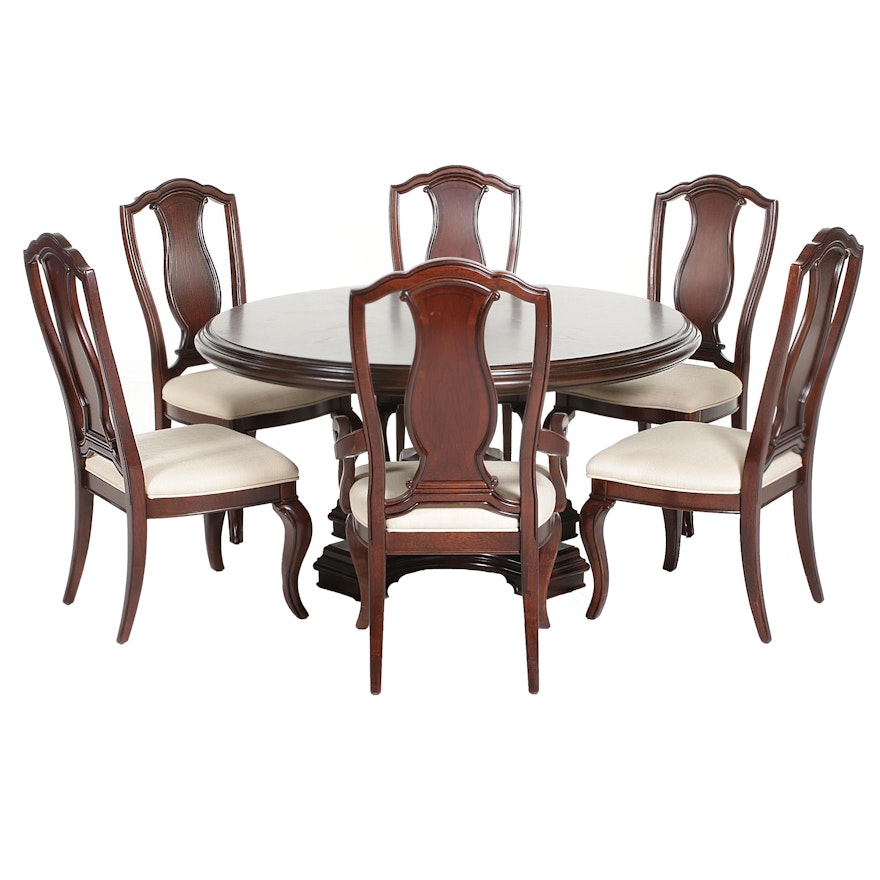Contemporary Havertys "Villa Sonoma" Round Dining Table with Six Chairs