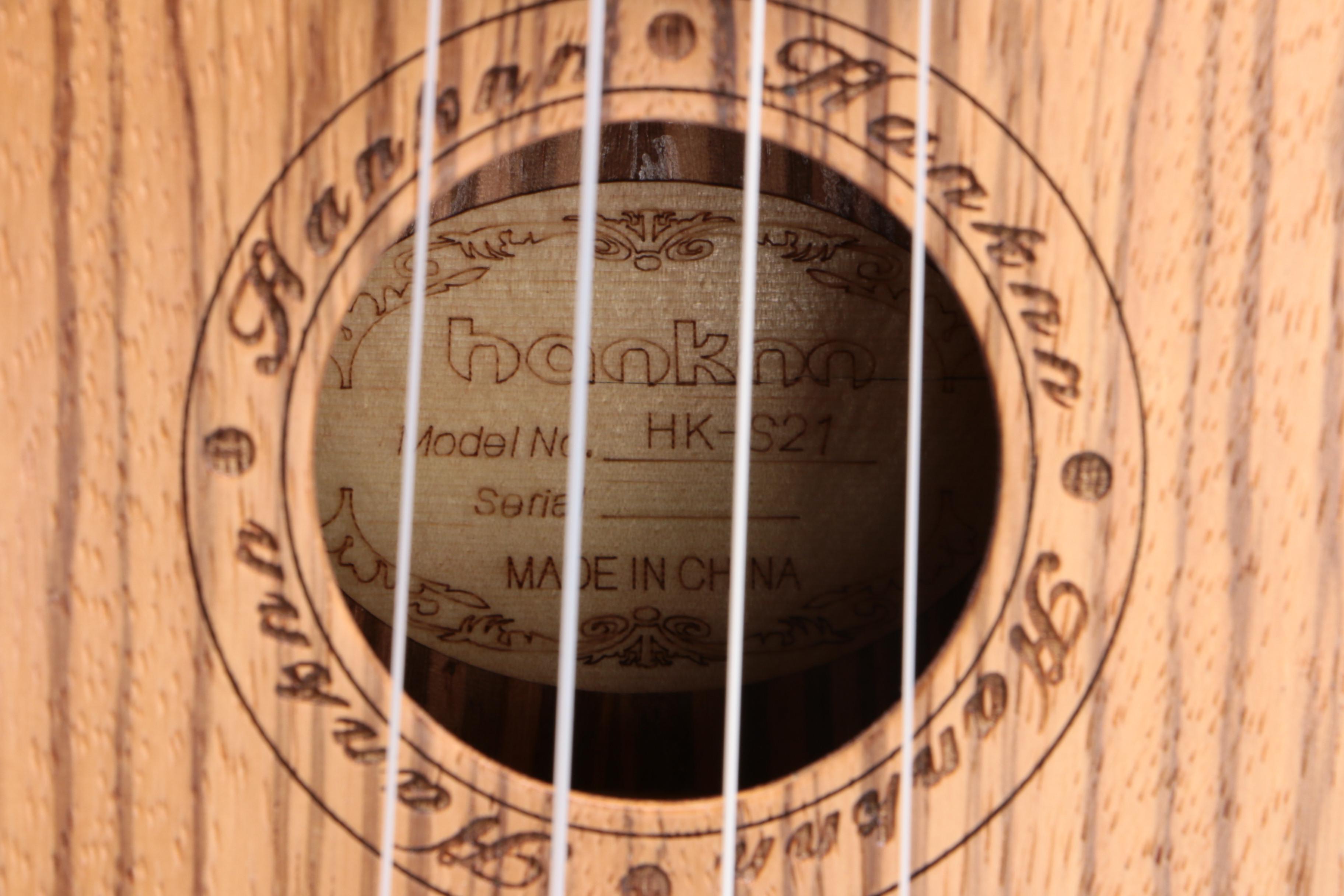 Hanknn Ukelele with Case