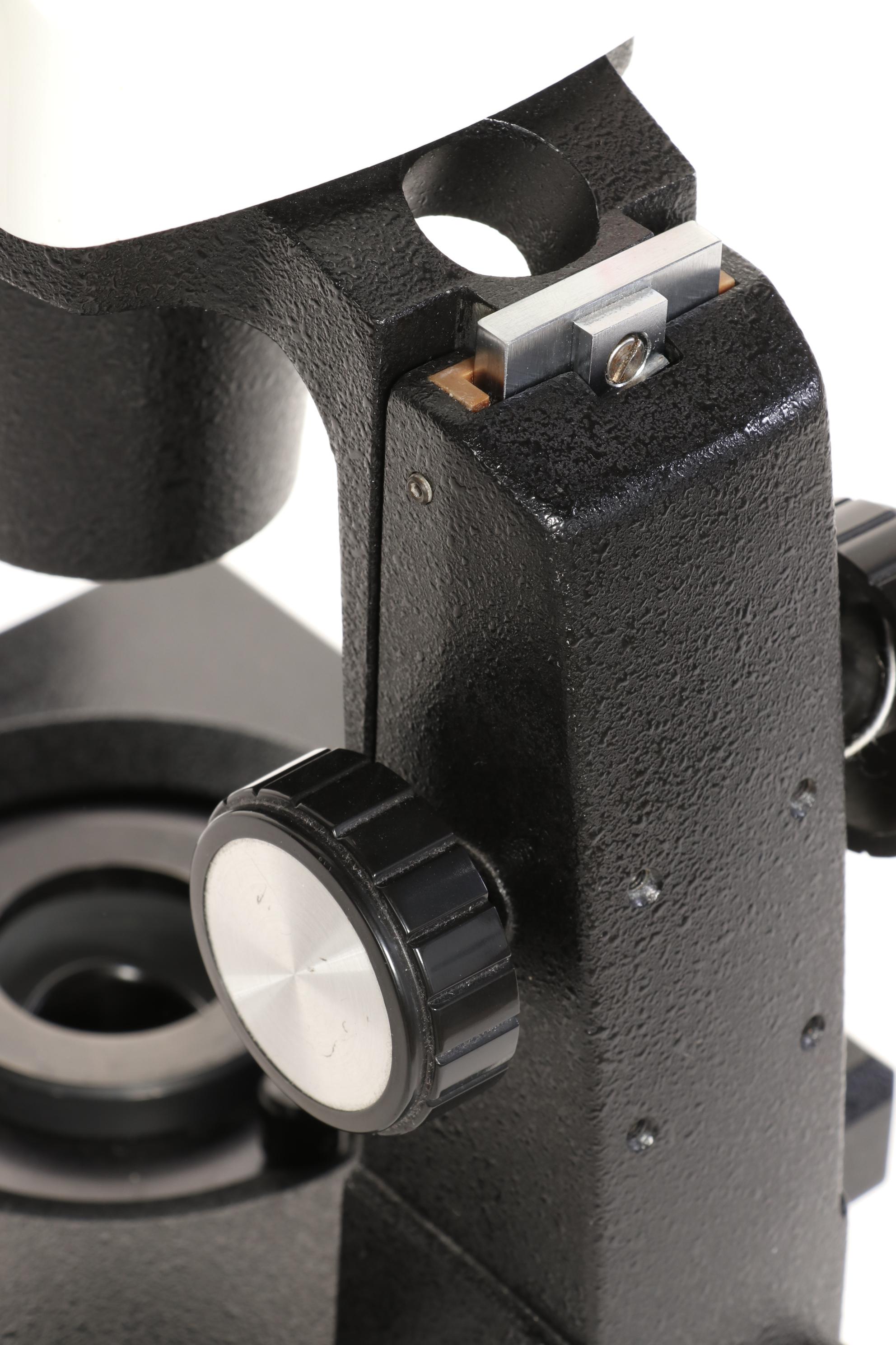 GIA Gemology Leica Gemolite Stereo Zoom Microscope with Plastic Cover