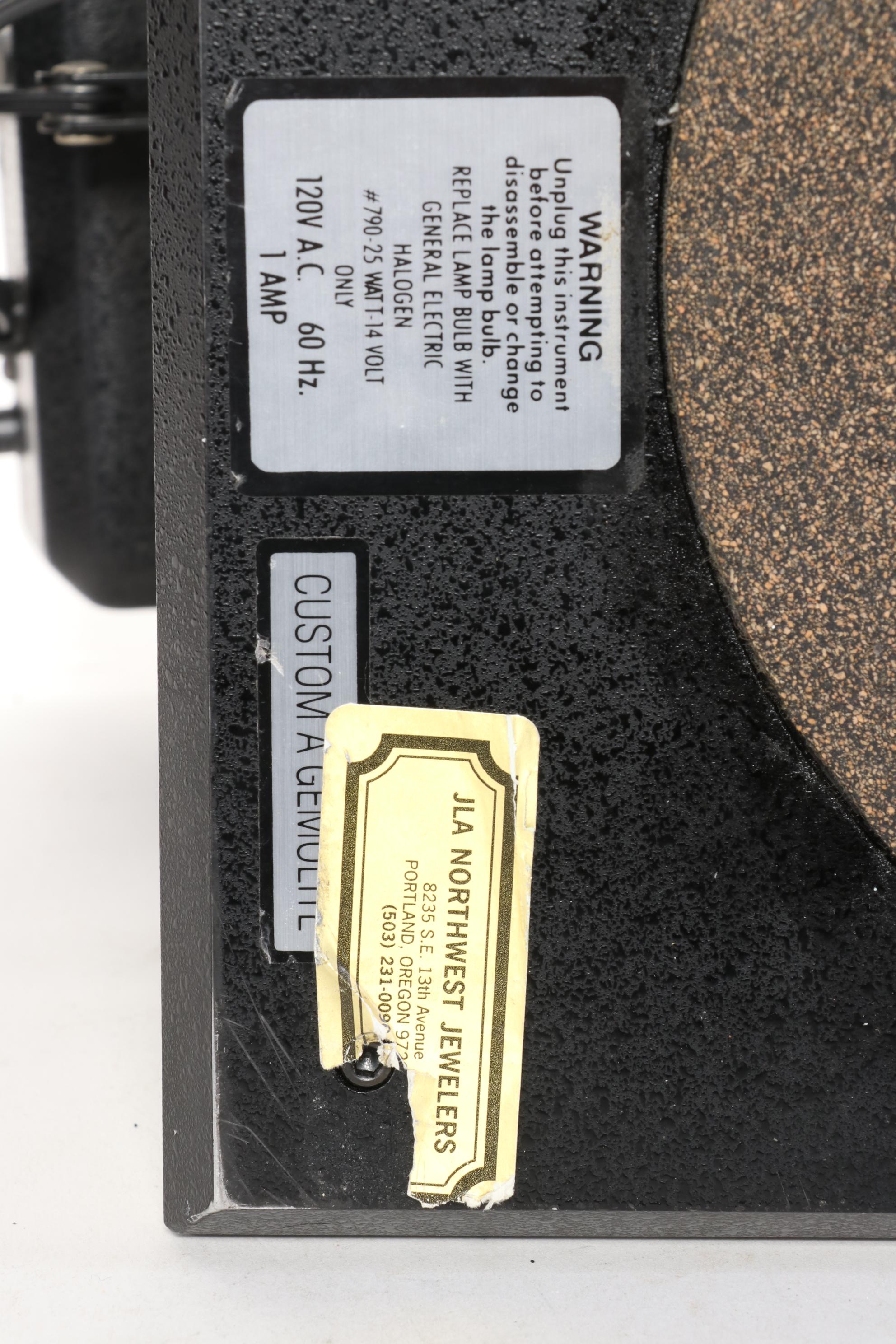 GIA Gemology Leica Gemolite Stereo Zoom Microscope with Plastic Cover