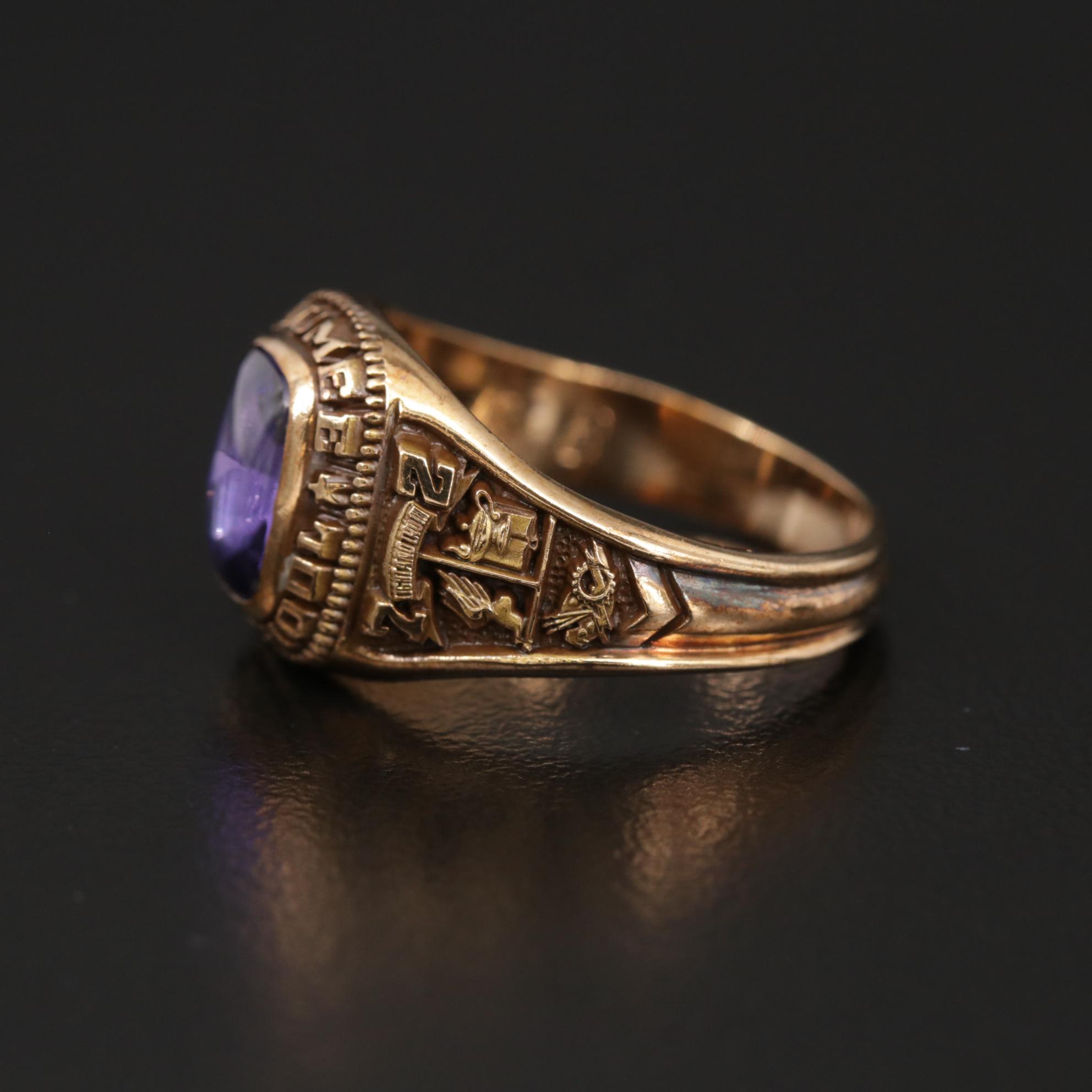 Vintage Herff Jones Co. 10K Gold Synthetic Sapphire Class Ring