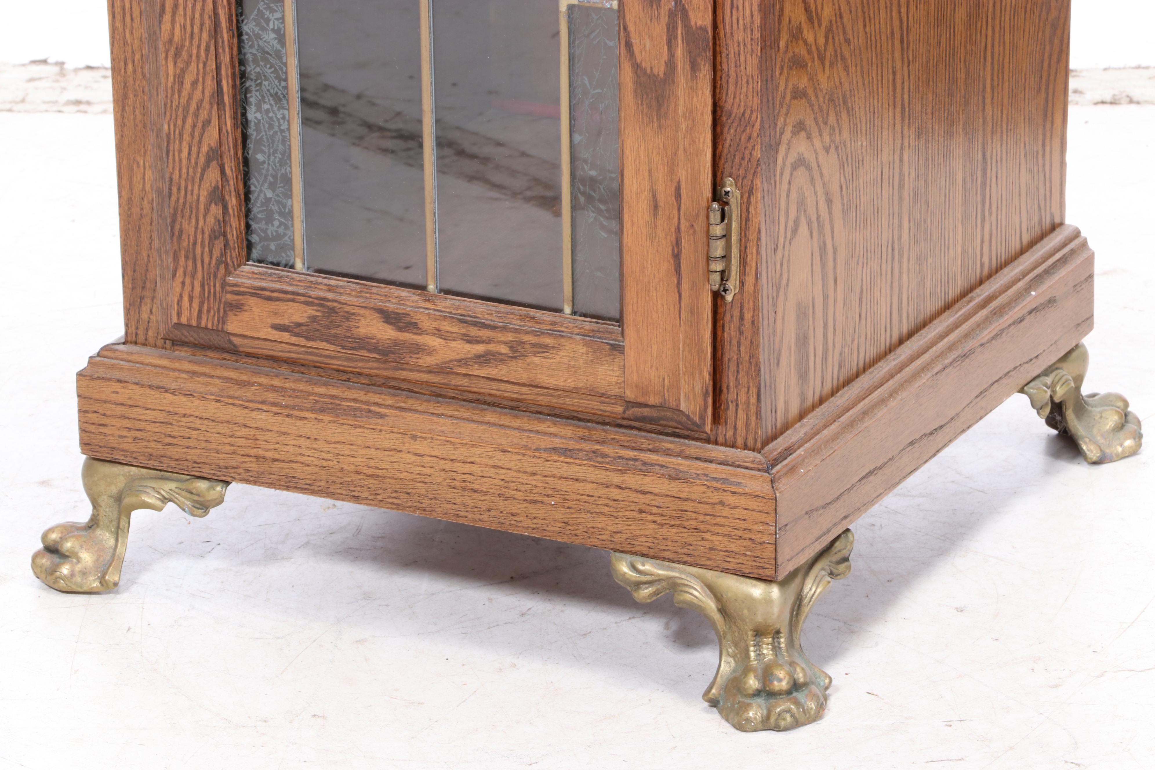 Mills Dime Gambling Slot Machine with Cabinet, Mid-20th Century