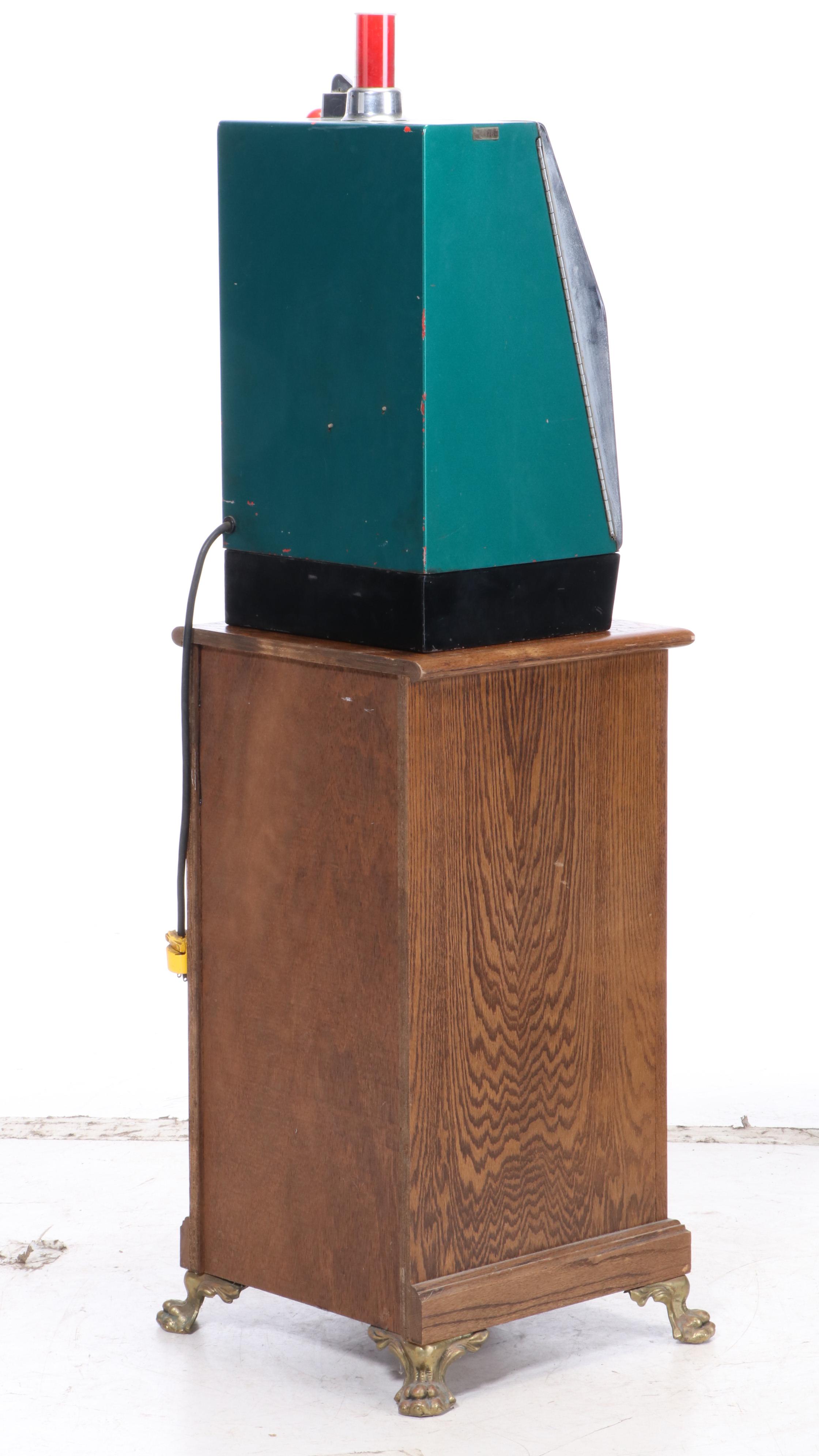 Mills Dime Gambling Slot Machine with Cabinet, Mid-20th Century