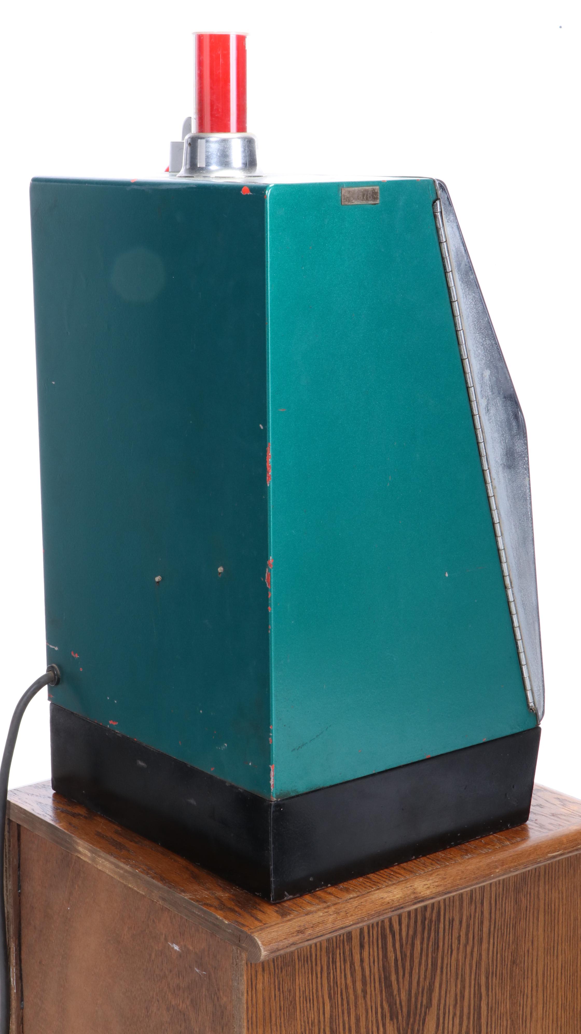 Mills Dime Gambling Slot Machine with Cabinet, Mid-20th Century