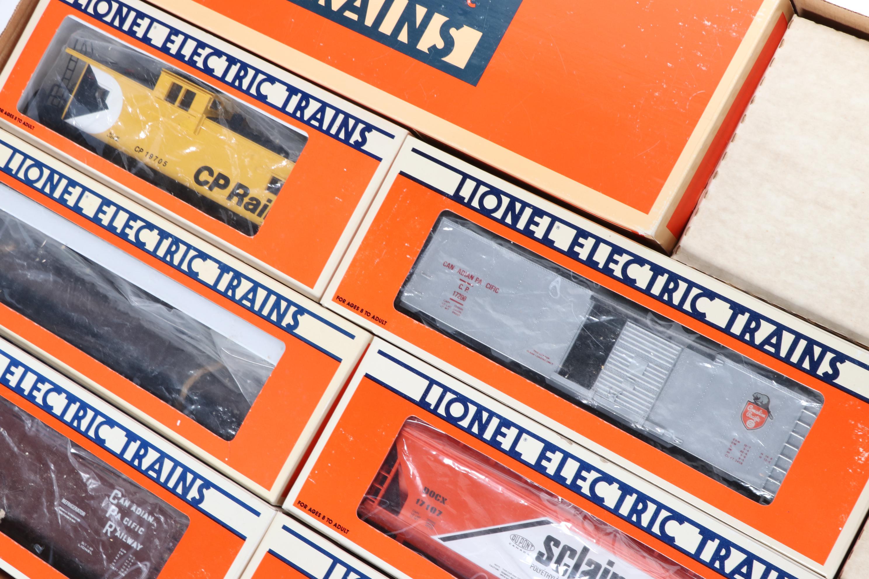 Lionel CP Rail Limited Model Train Set in Original Packaging, 1989