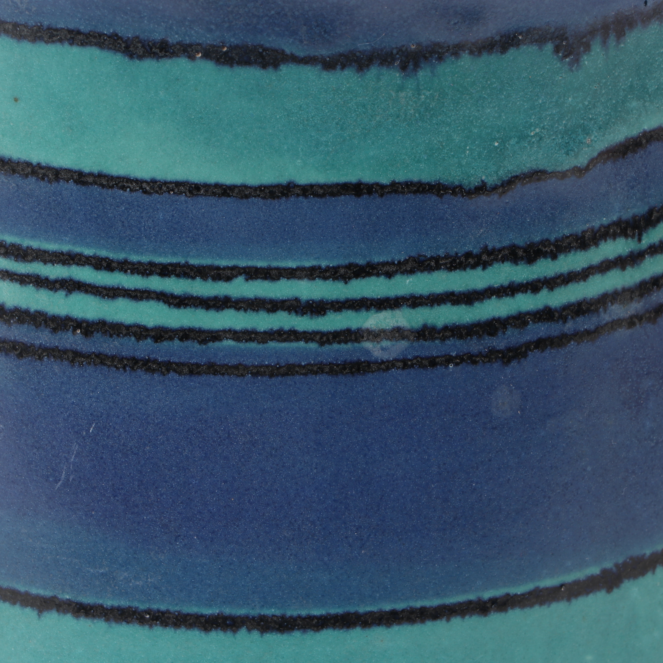 Glidden Pottery Fong Chow Vessel