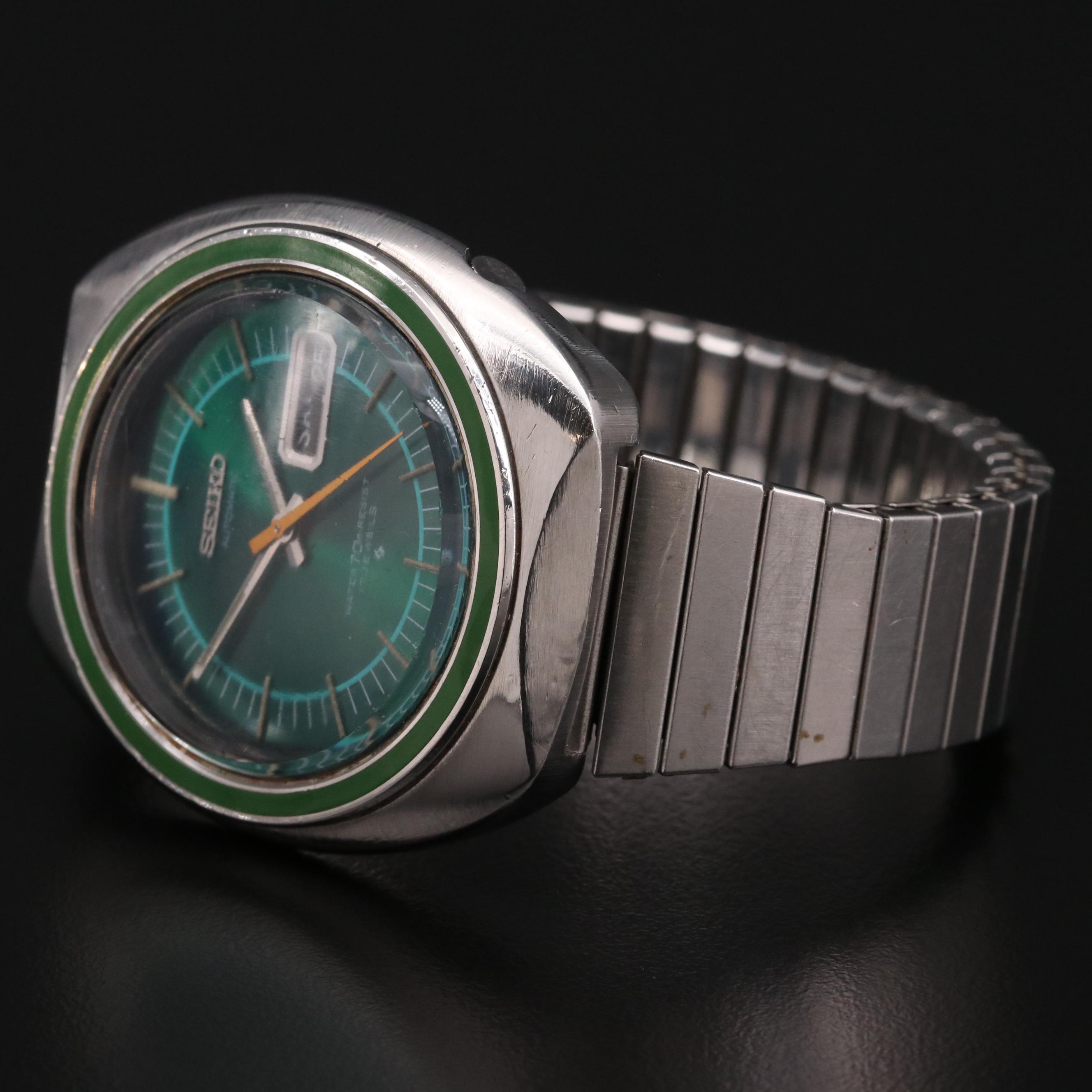 Vintage Seiko 6106-8569 Stainless Steel Automatic Day - Date Watch