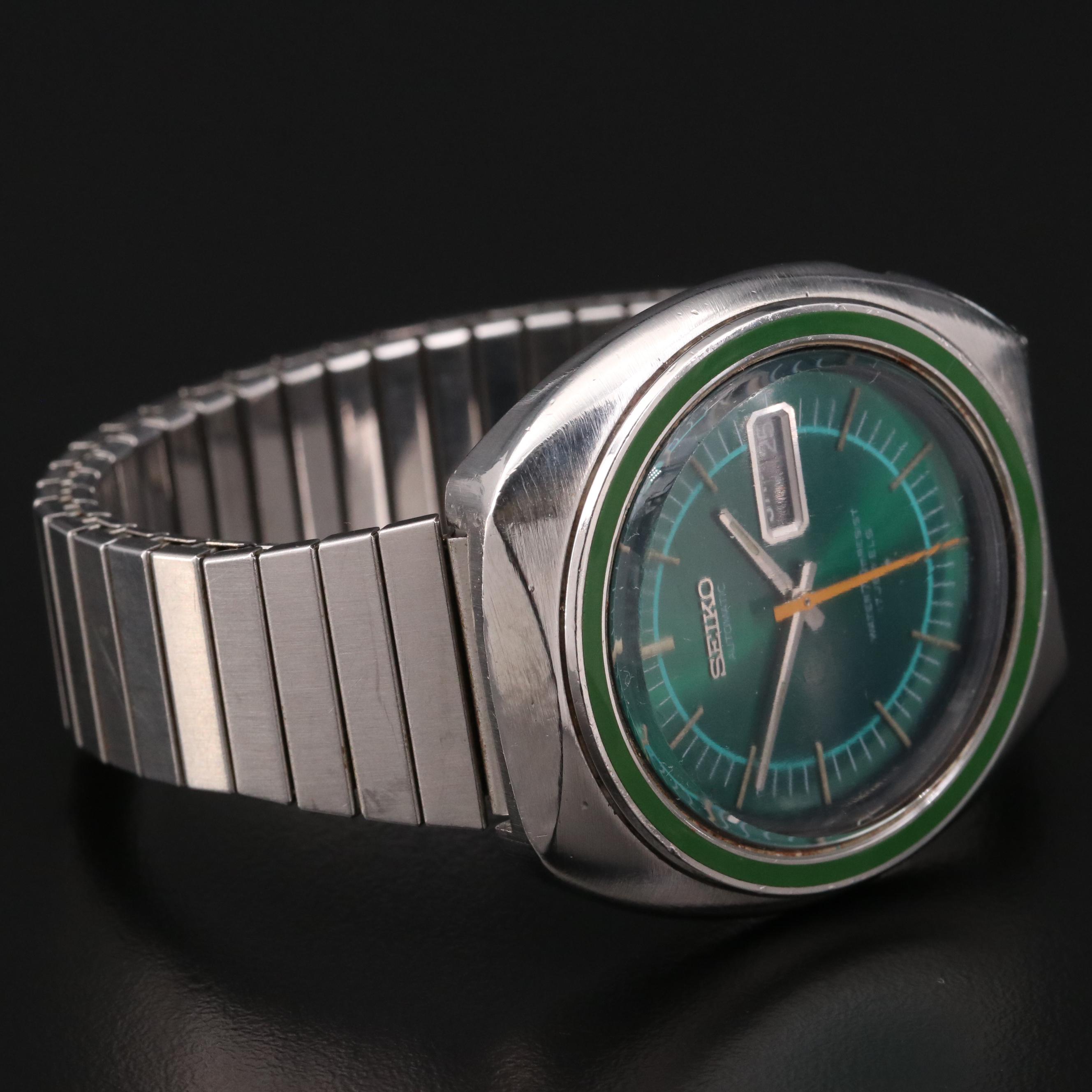 Vintage Seiko 6106-8569 Stainless Steel Automatic Day - Date Watch