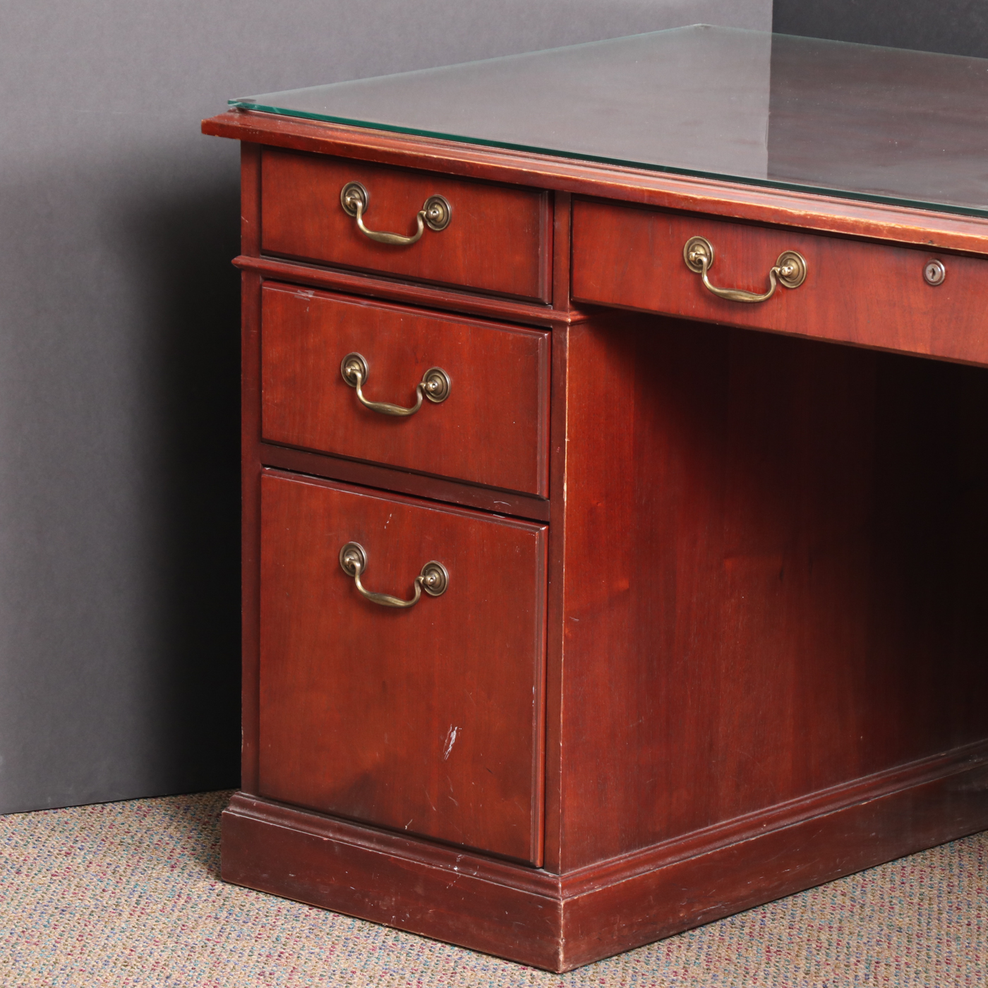 Kimball Furniture Mahogany-Veneered and Stained Double-Pedestal Desk