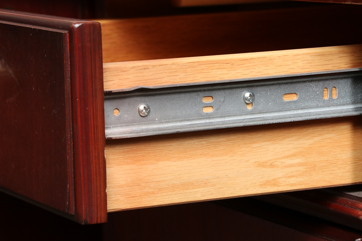 Kimball Furniture Mahogany-Veneered and Stained Double-Pedestal Desk