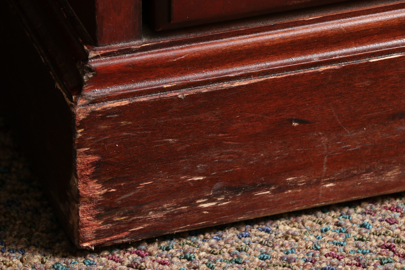 Kimball Furniture Mahogany-Veneered and Stained Double-Pedestal Desk