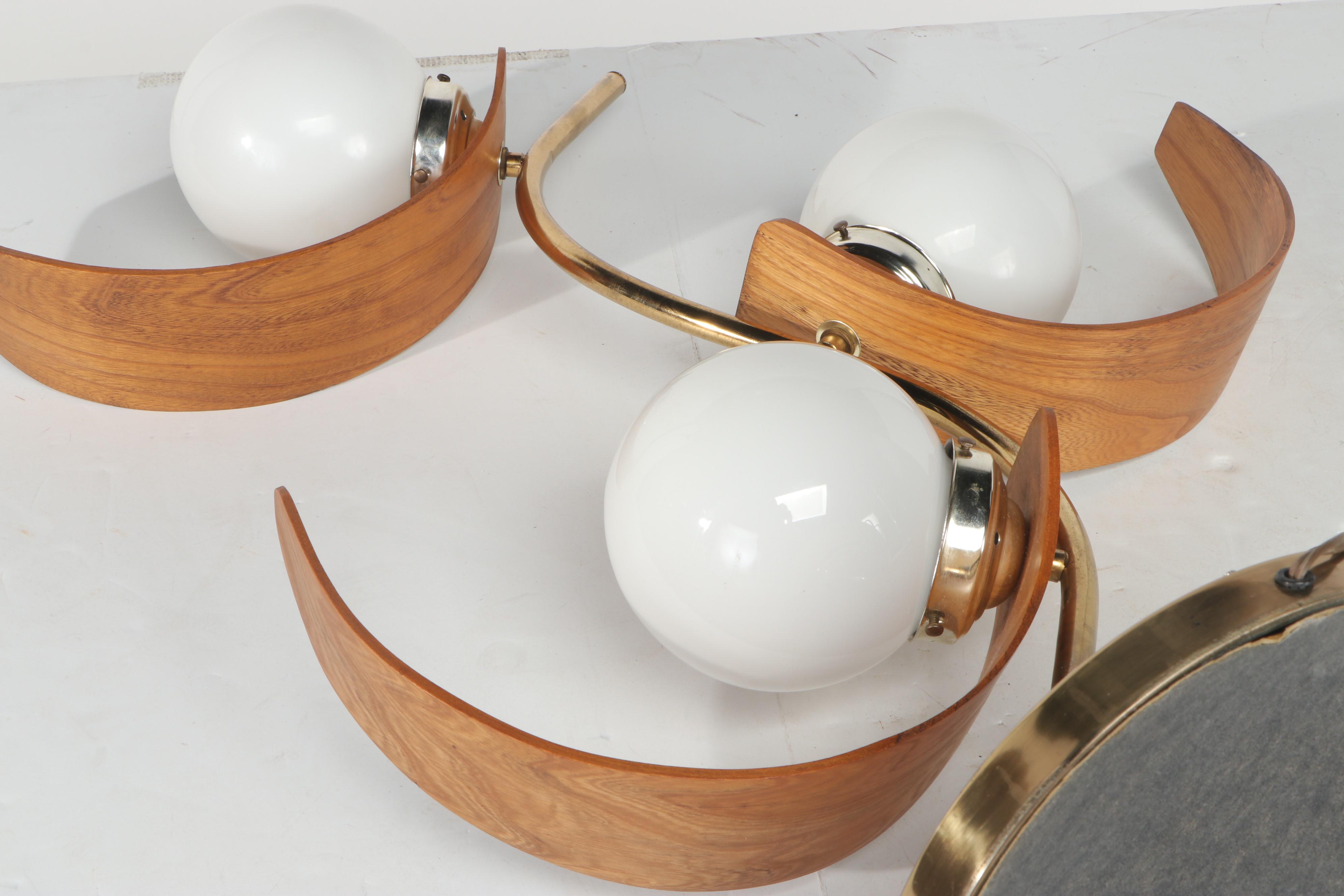 Mid Century Modern Bentwood, Metal and Glass Globe 3-Light Table Lamp
