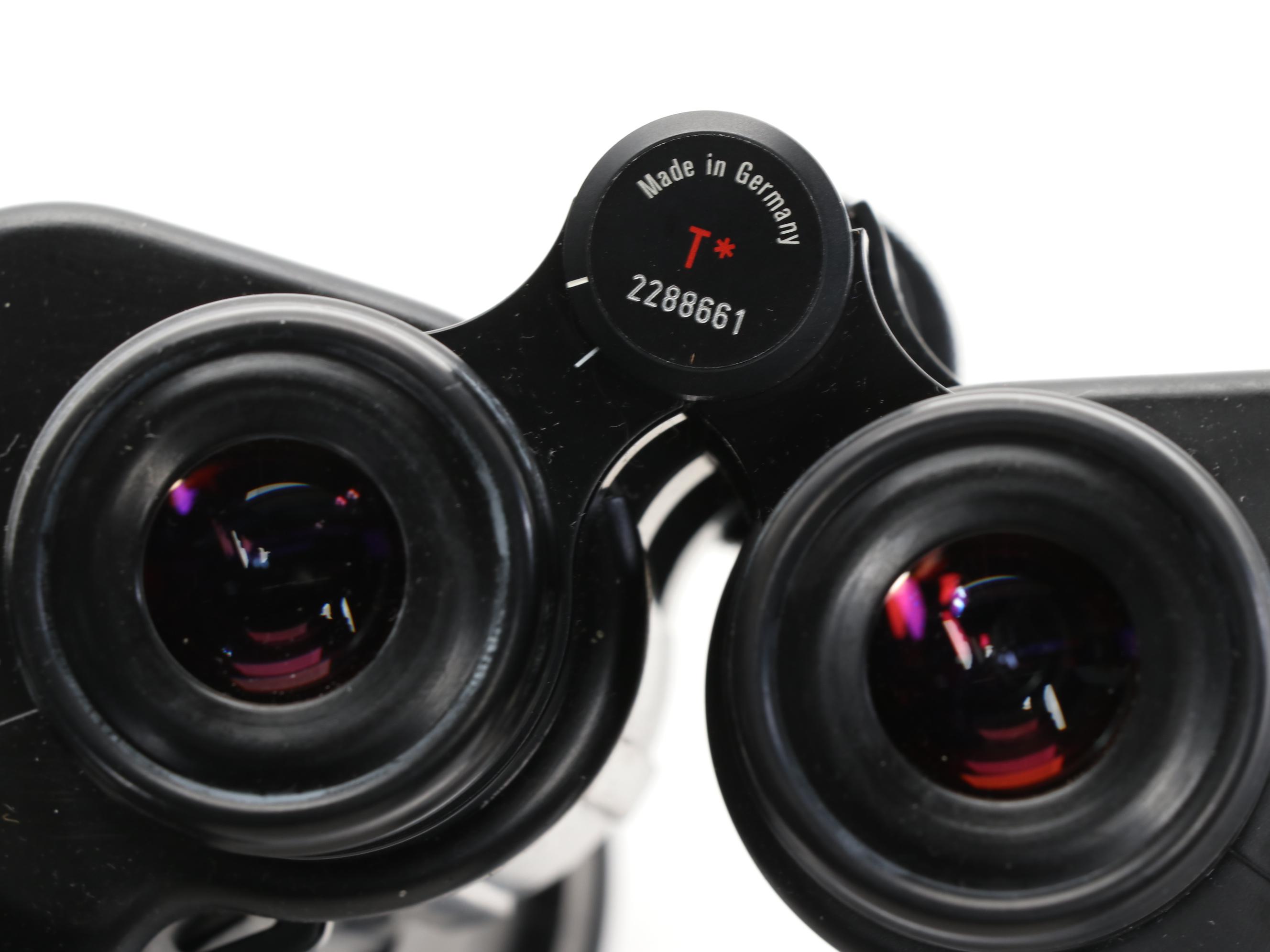 Carl Zeiss Classic 15x60 B/GAT* Binoculars