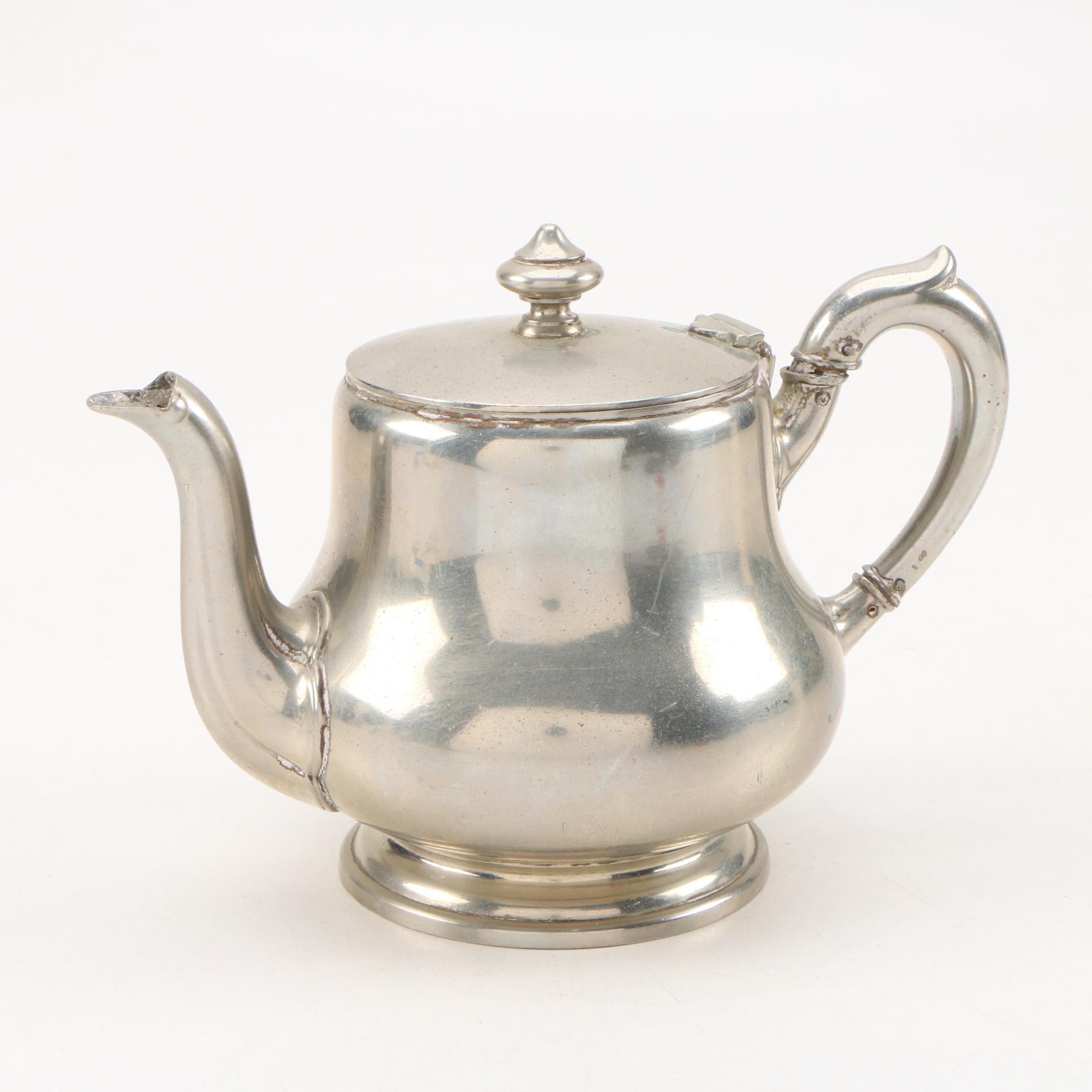 Berndorf Austrian 25-Ounce Silver Plate Teapot, Early 20th Century