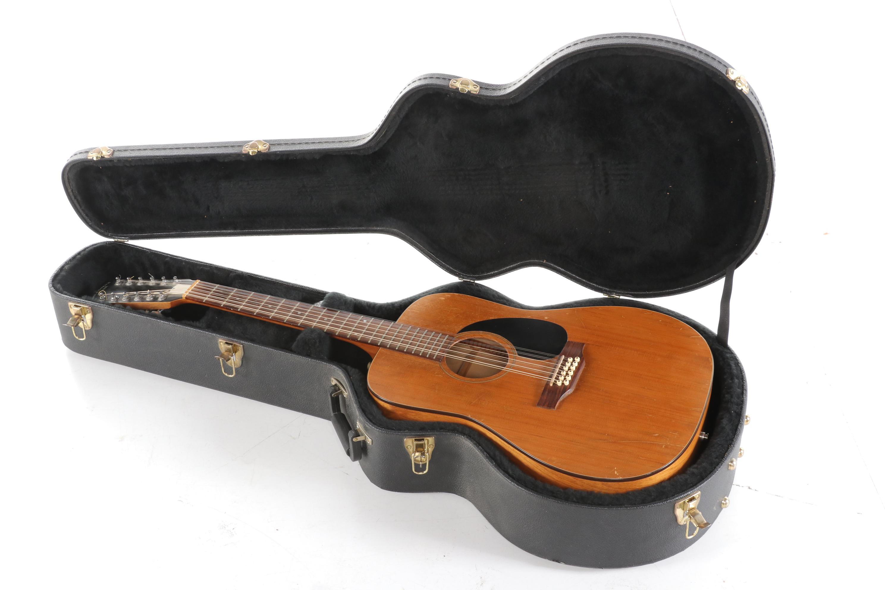 Simon and Patrick Luthier 12 String Acoustic-Electric Guitar with Case and Cable