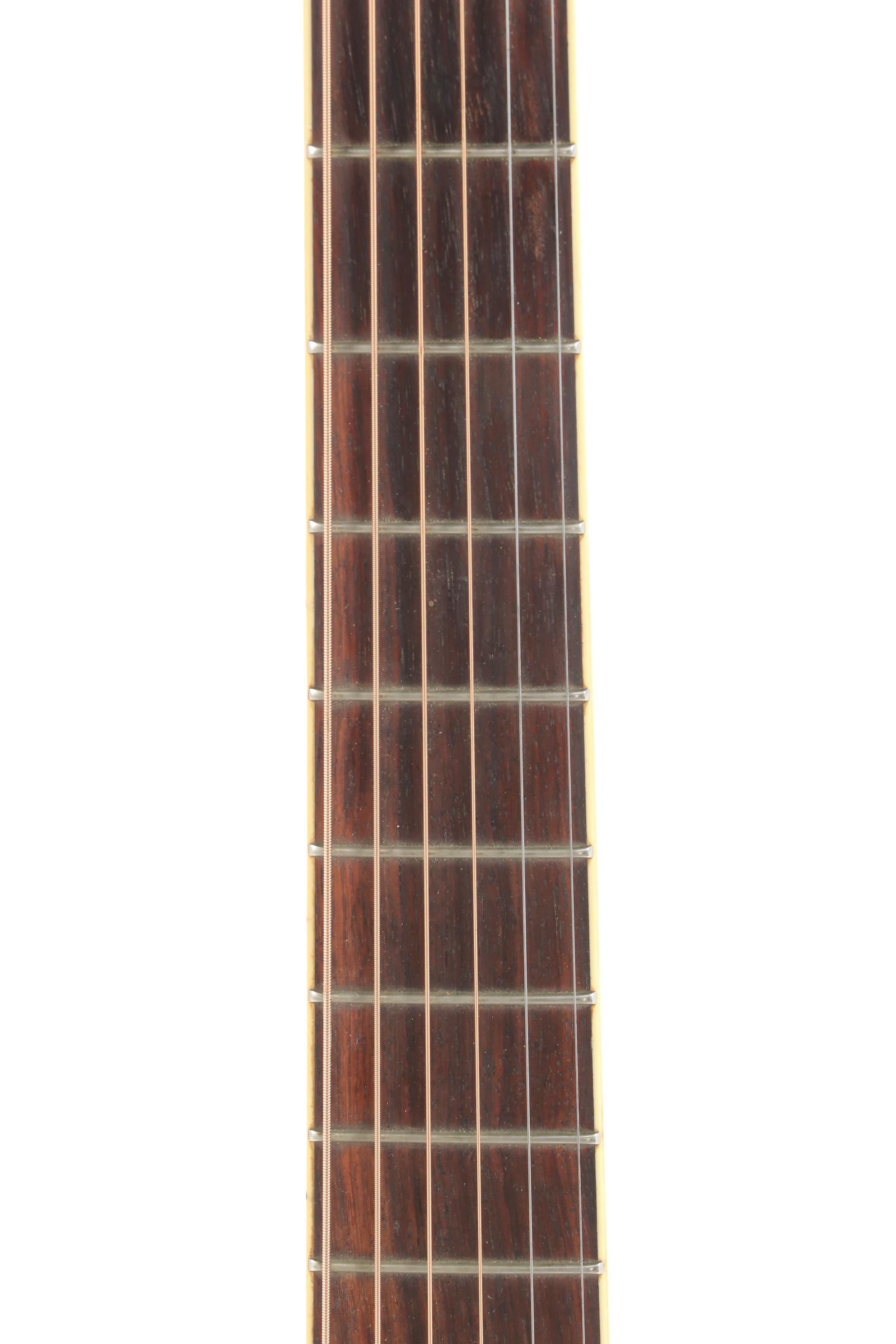 Alvarez FD60 AMB Acoustic Guitar with Case